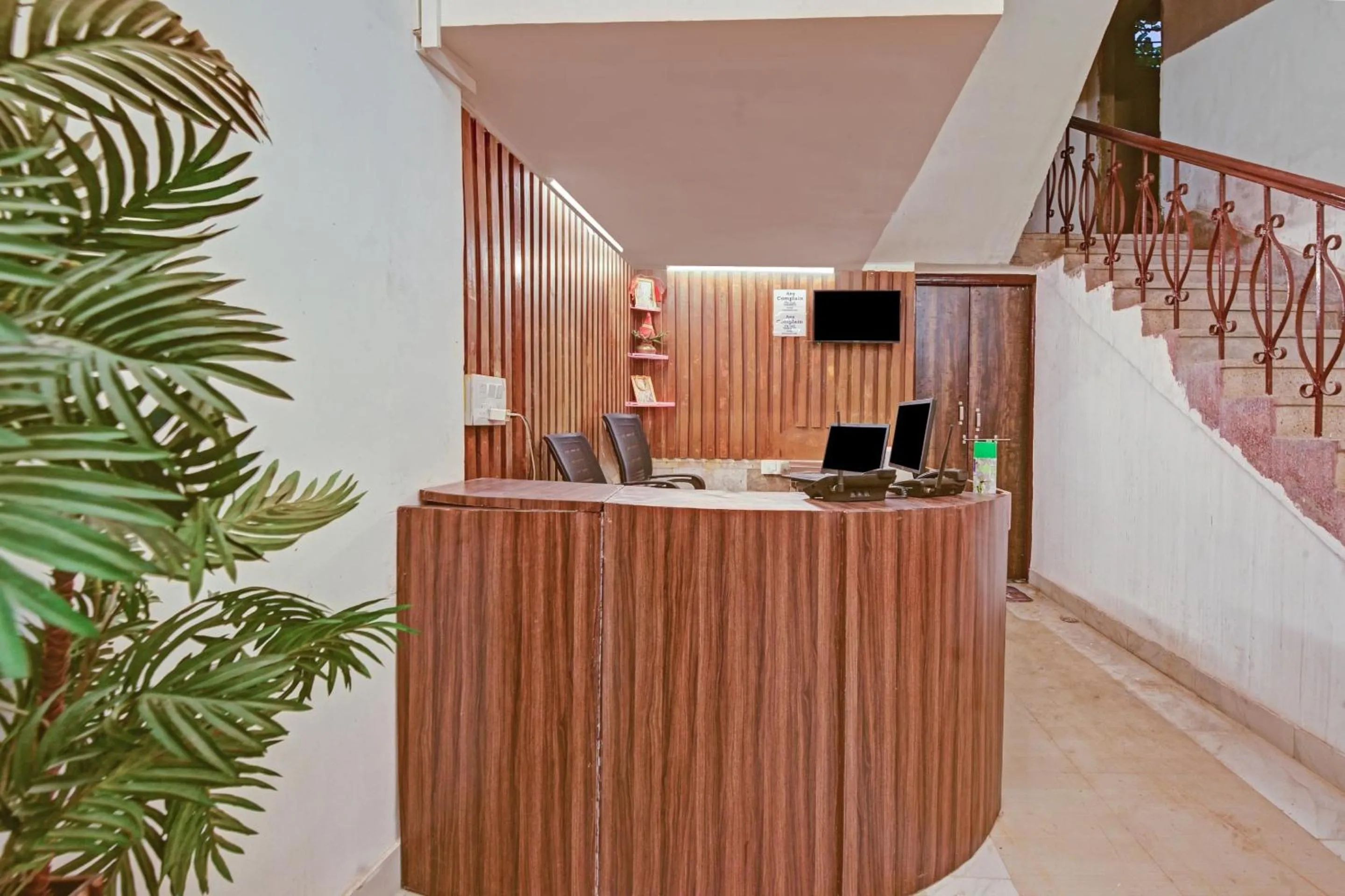 Lobby or reception in Hotel O The Goldy Inn