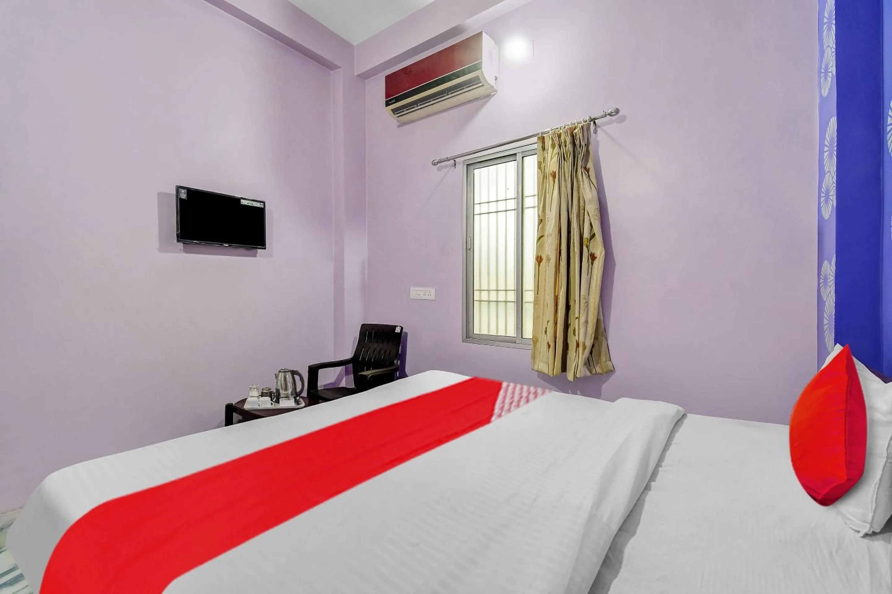 Bedroom, Bed in Hotel O Heritage Inn