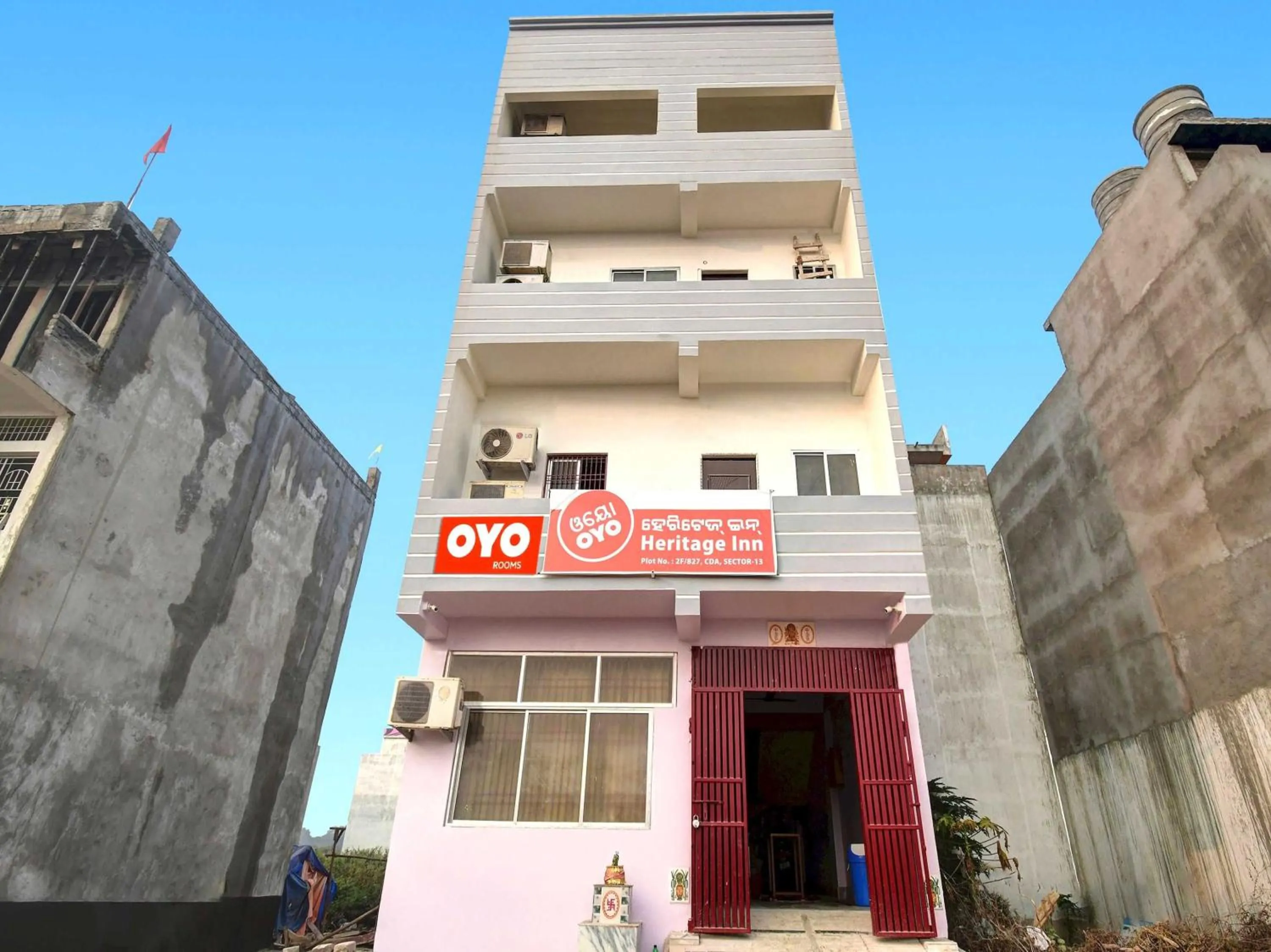 Facade/entrance in Hotel O Heritage Inn