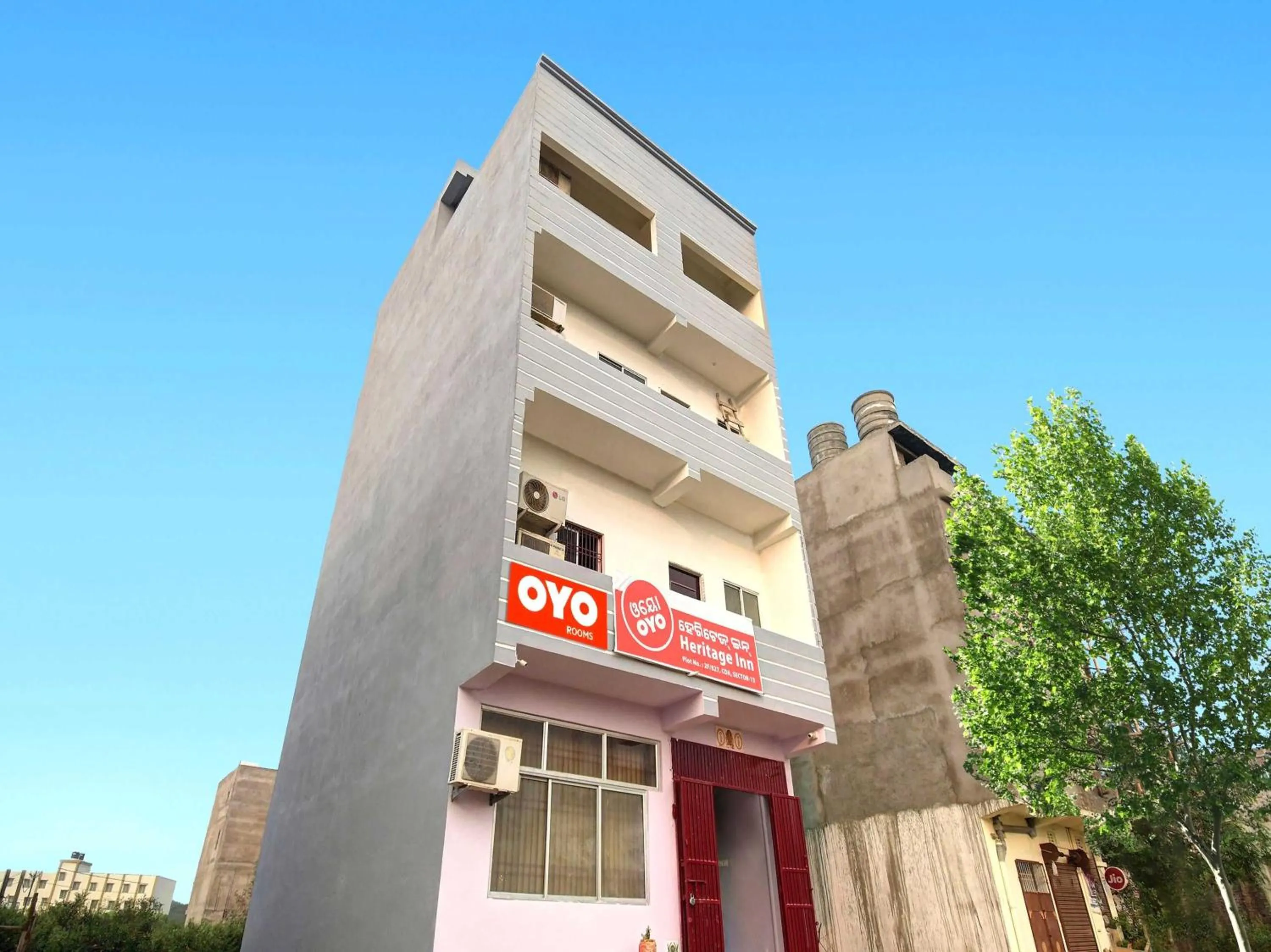 Facade/entrance in Hotel O Heritage Inn