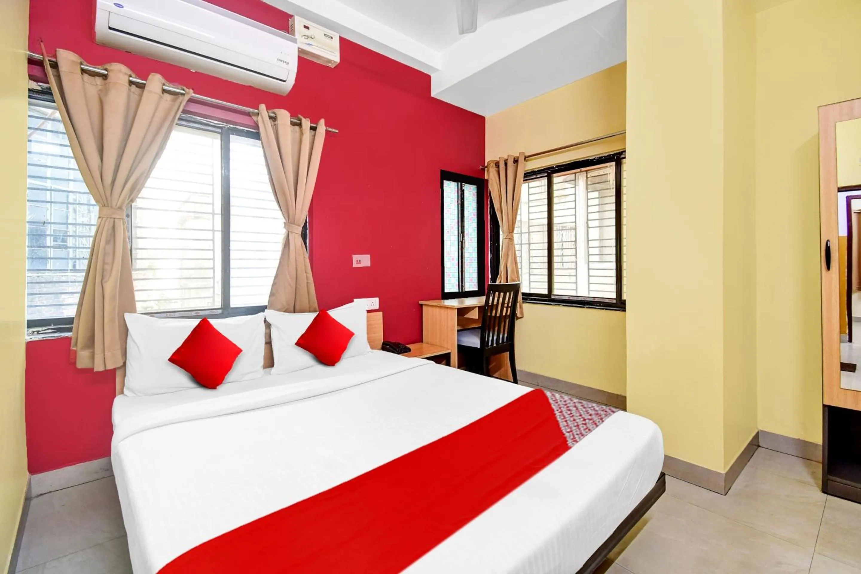 Bedroom, Bed in Hotel O Grand Lazeez Dumurjala outdoor Stadium