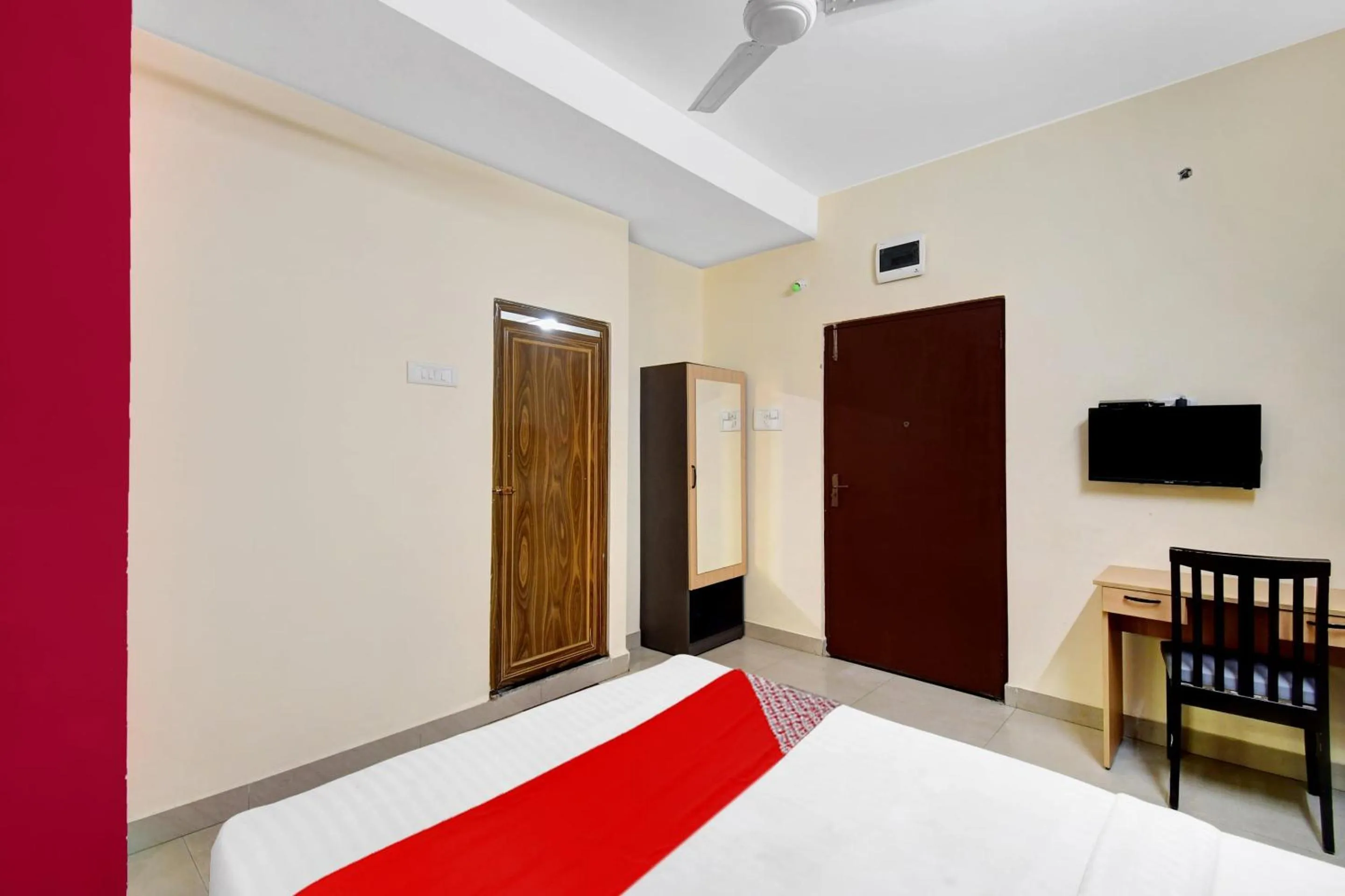 Bedroom, Bed in Hotel O Grand Lazeez Dumurjala outdoor Stadium