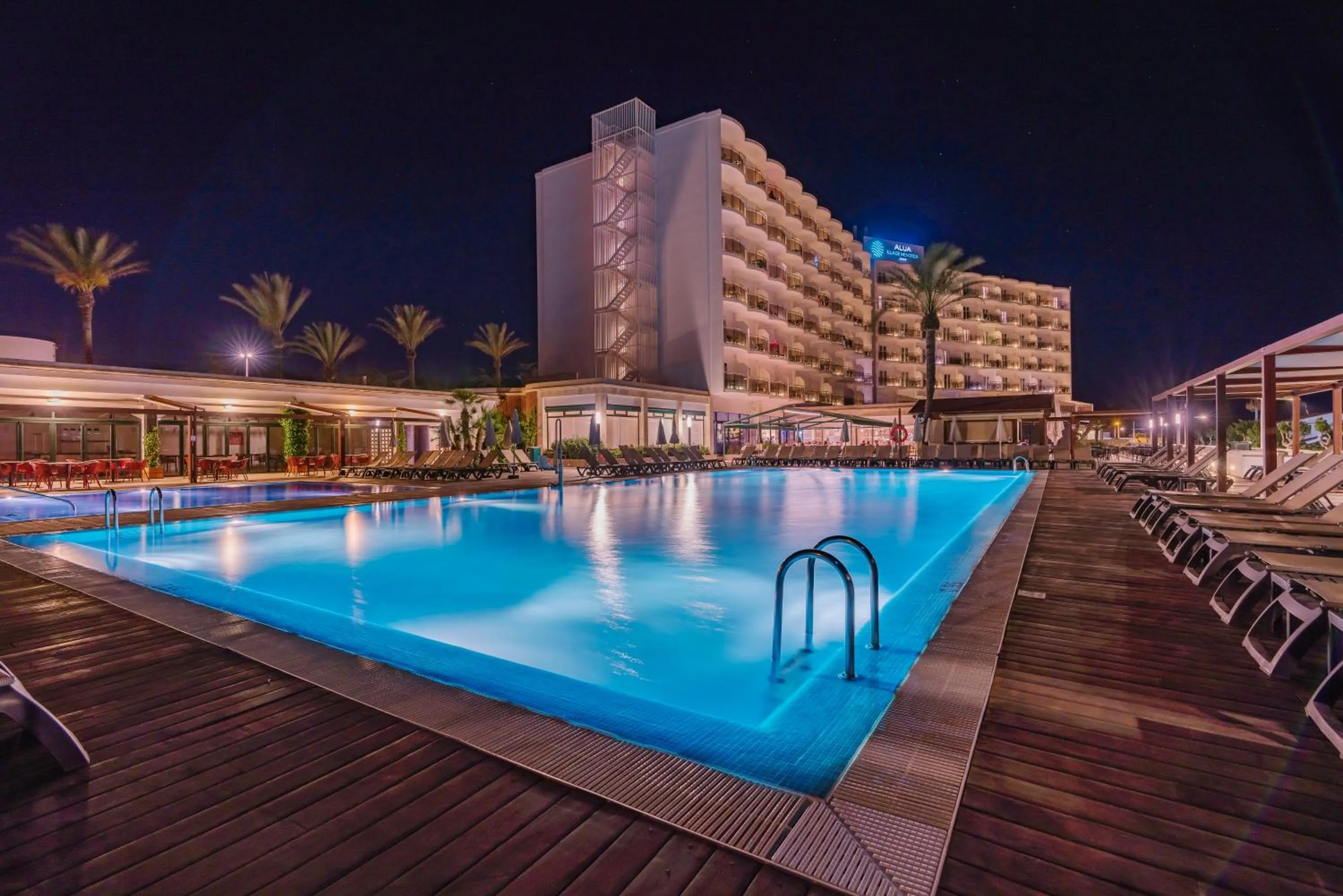 Swimming pool in Alua Illa de Menorca