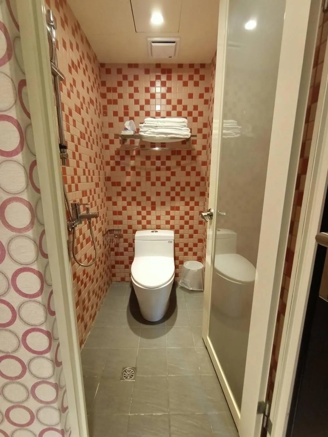 Bathroom in Taiwan Seven Days Boutique Hotel