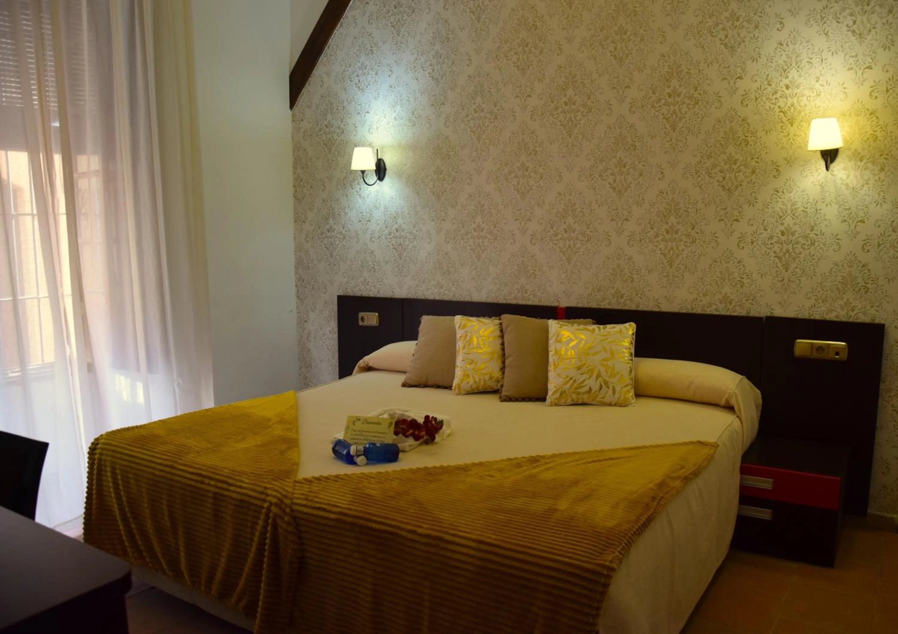 Decorative detail, Bed in Hospedium Palacio del Gobernador