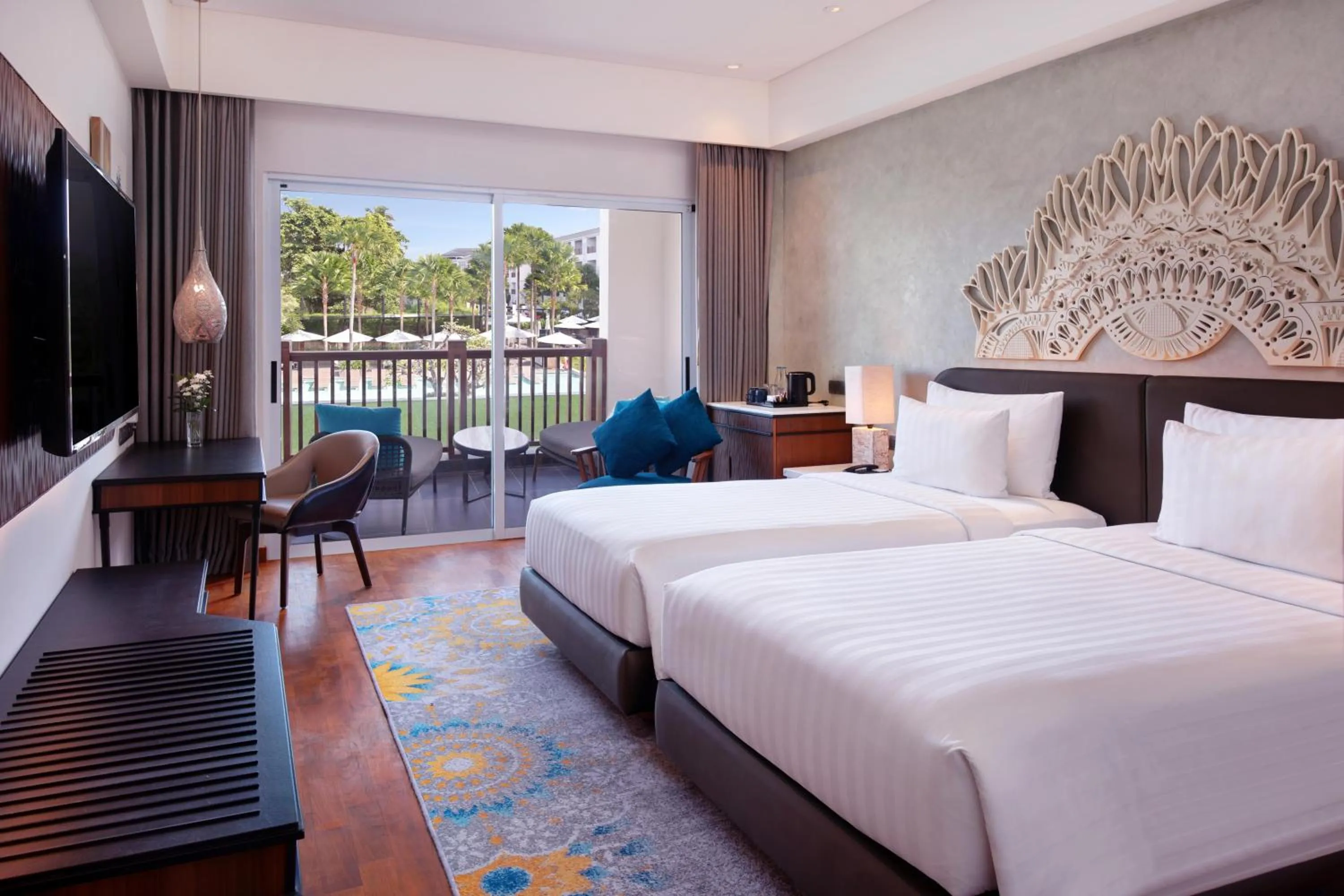 Bed in Grand Mercure Bali Seminyak
