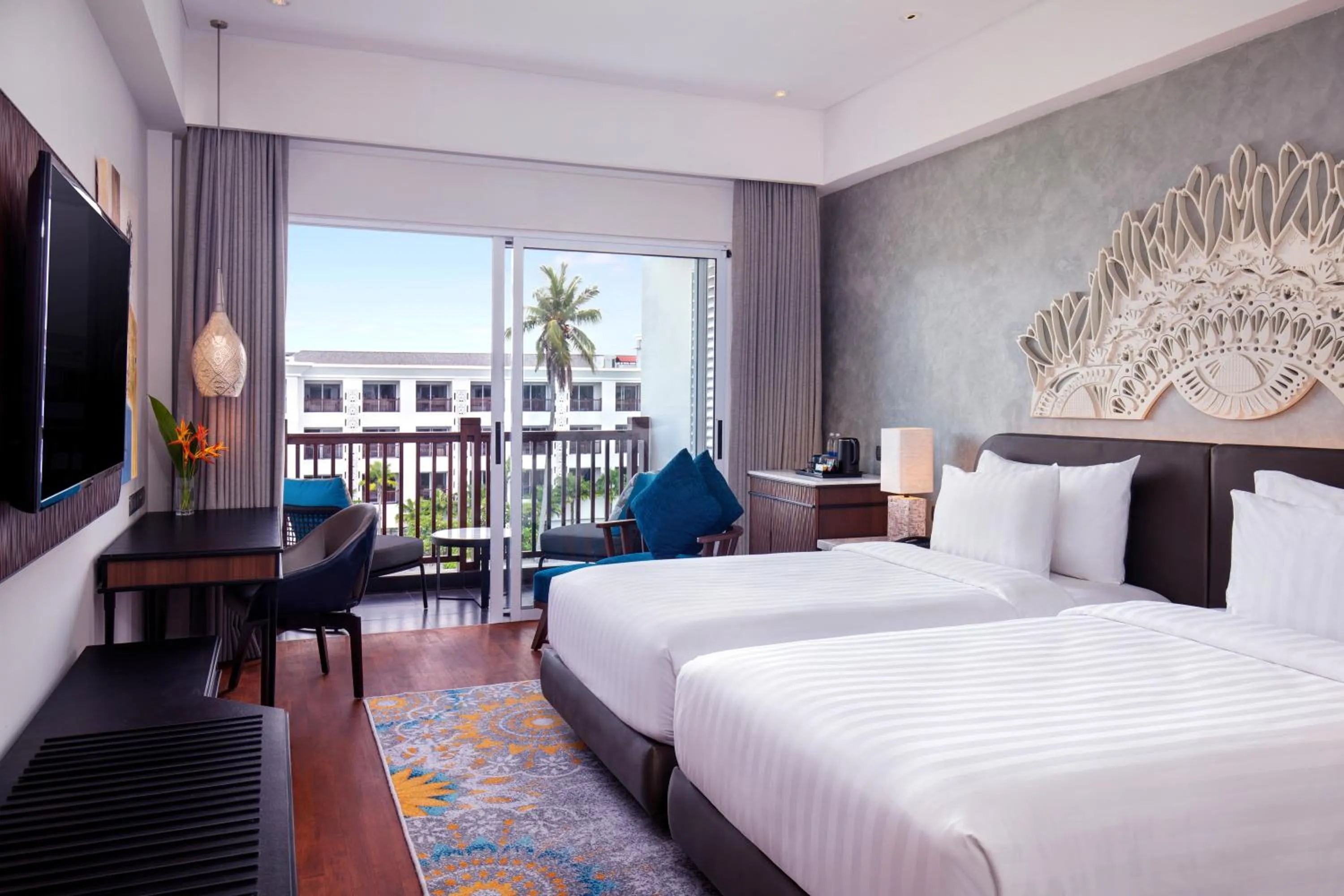 Bed in Grand Mercure Bali Seminyak