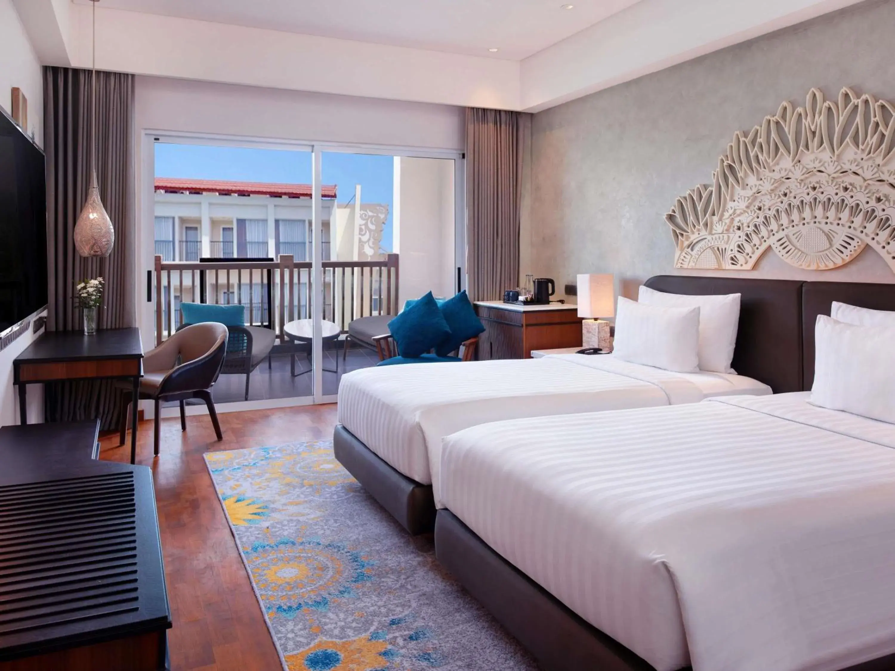 Deluxe Twin Room with Pool View in Grand Mercure Bali Seminyak Deluxe Twin Room with Pool View in Grand Mercure Bali Seminyak