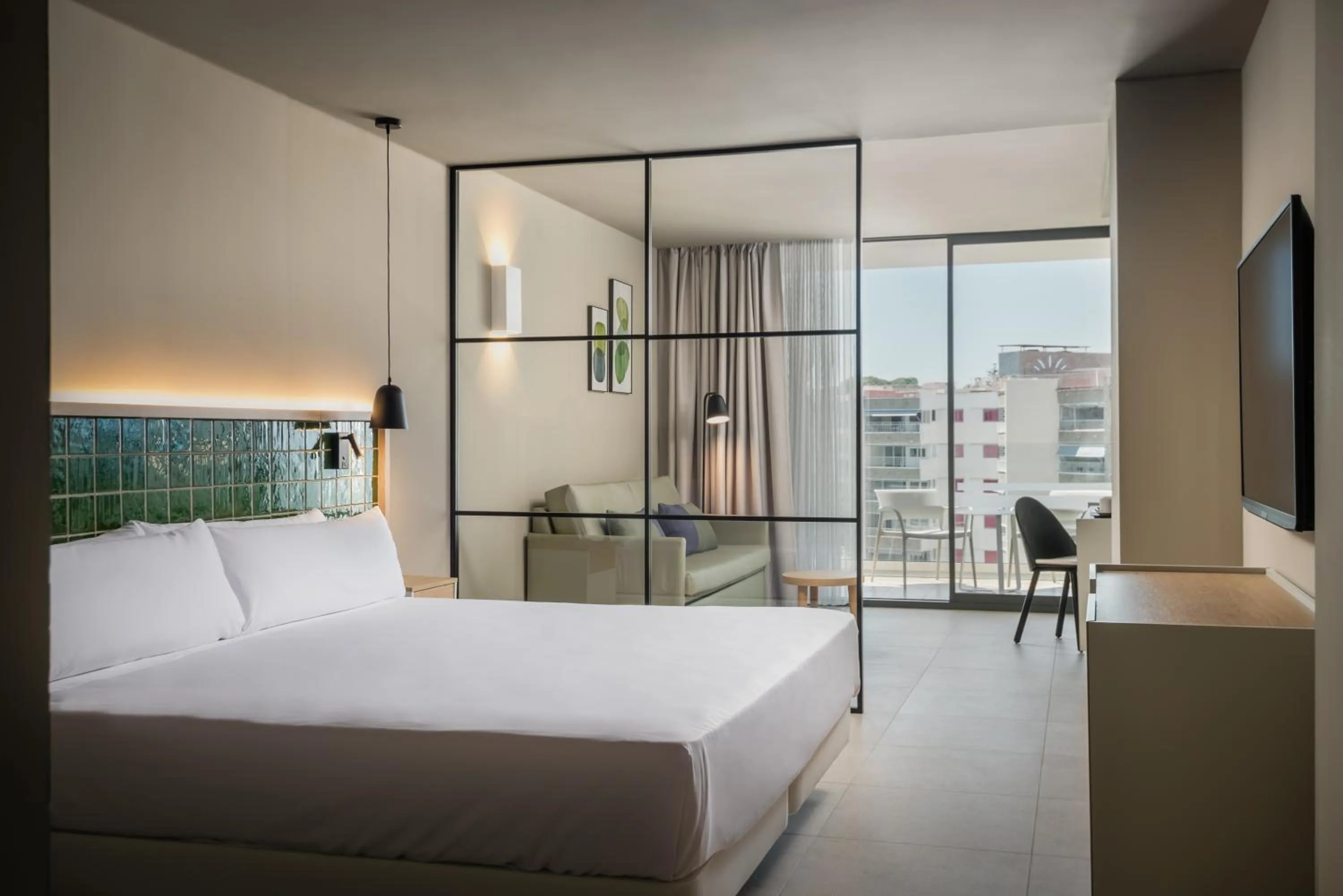 Photo of the whole room, Bed in Estival Maramar