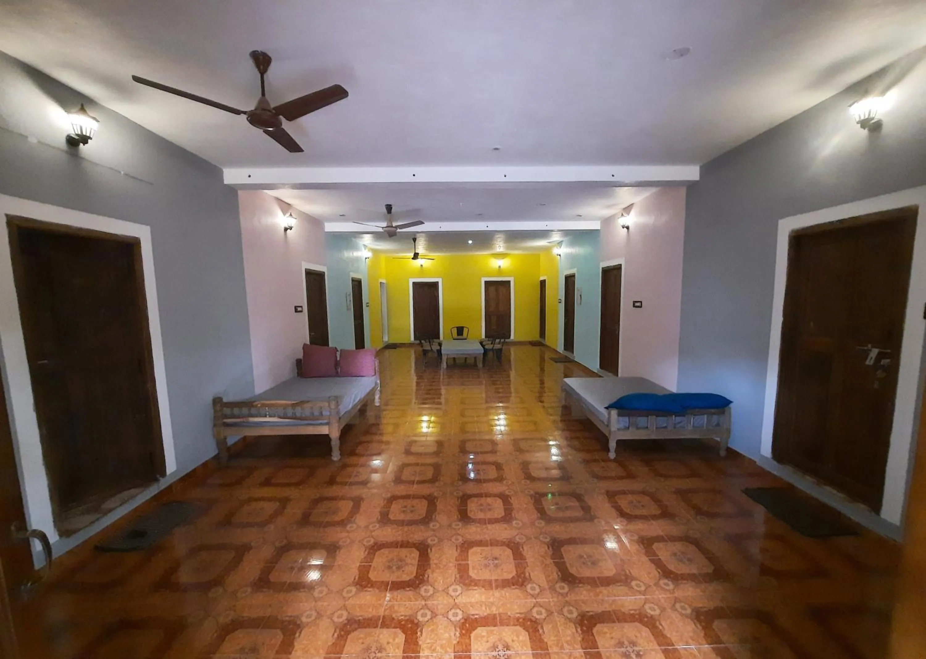Unearth Hostel (Pondicherry)