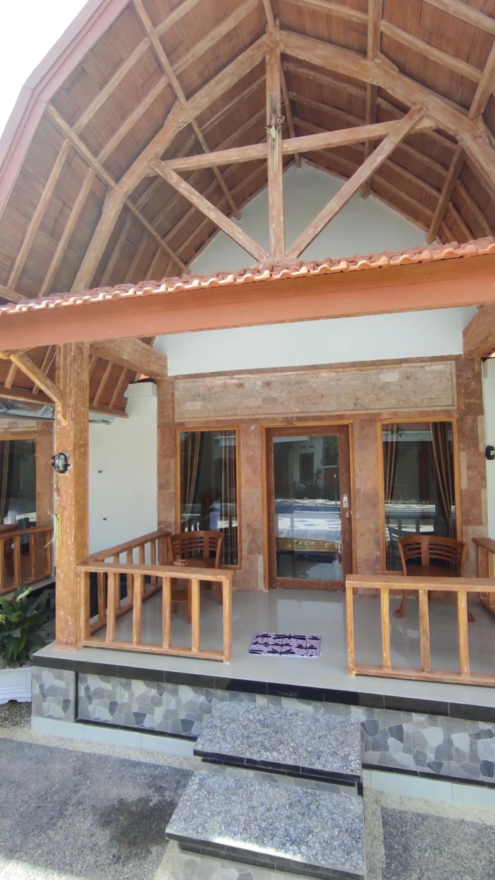 Property building in Kristal Garden