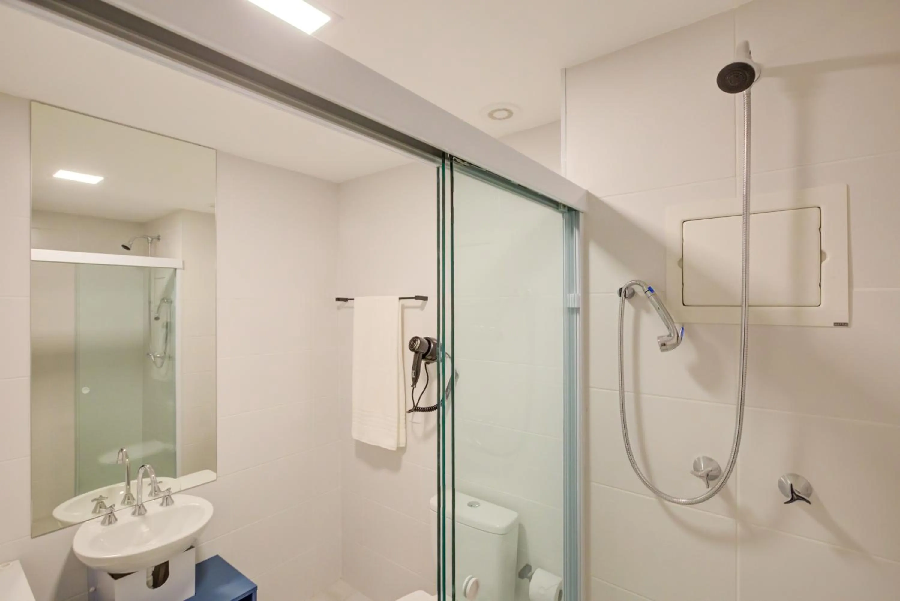 Bathroom in Roomo Brooklin Morumbi Residencial