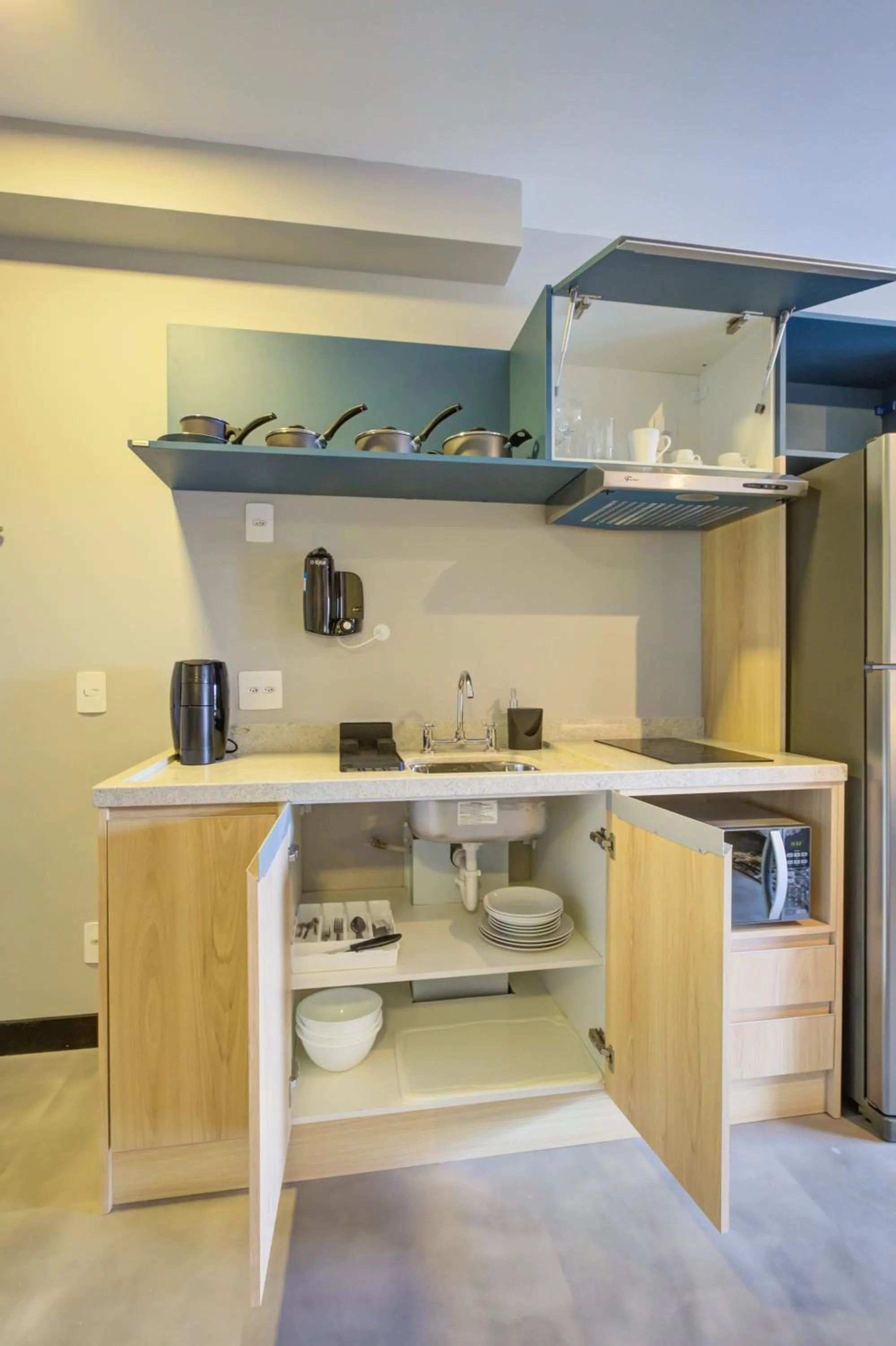 kitchen in Roomo Brooklin Morumbi Residencial