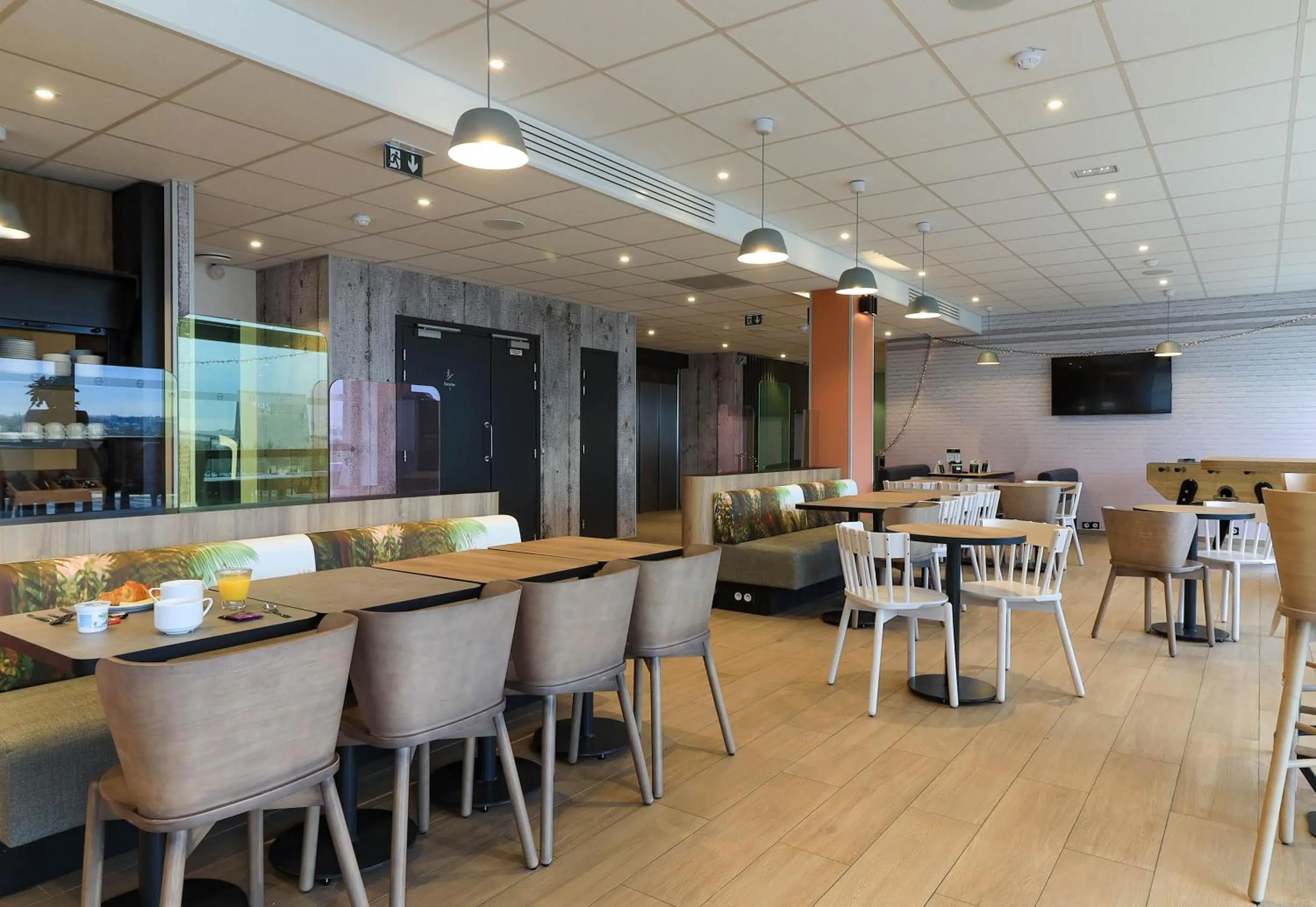 Restaurant/places to eat in B&B HOTEL Dijon Valmy Toison d'or