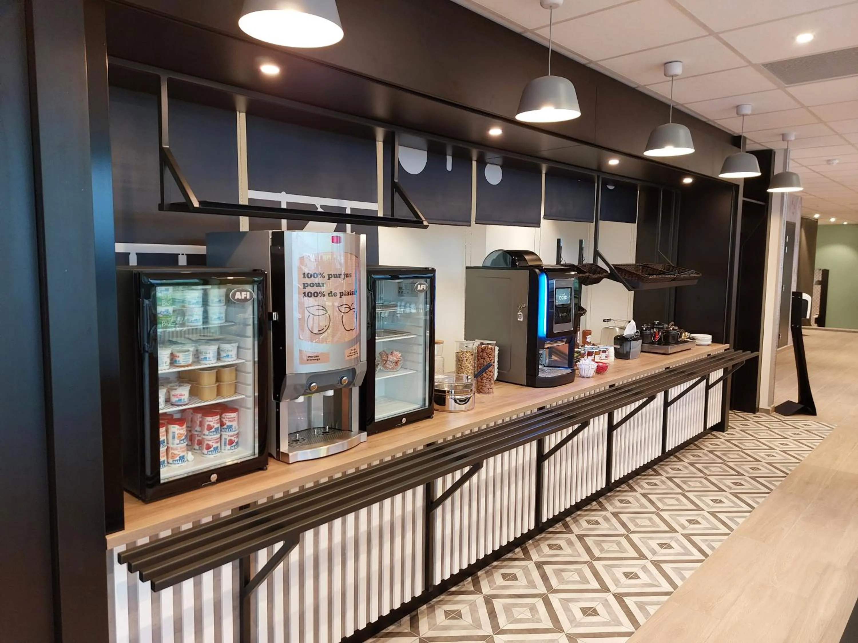 Breakfast in B&B HOTEL Dijon Valmy Toison d'or