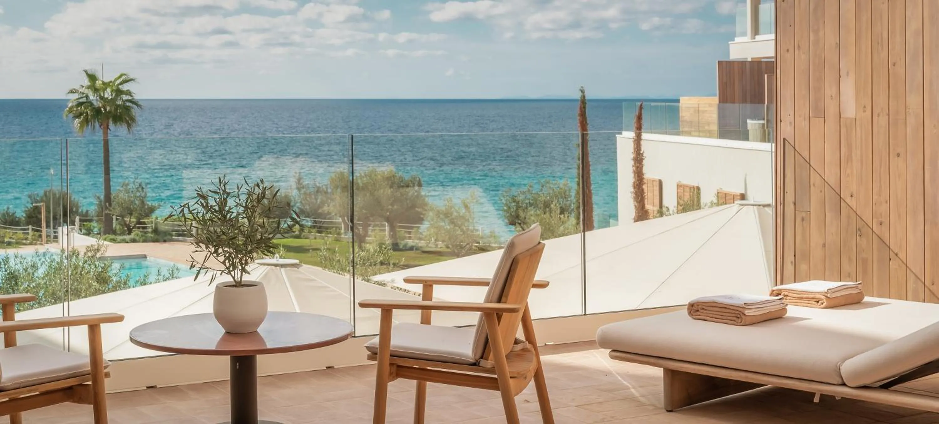 Day in Villa Le Blanc, a Gran Meliá Hotel - The Leading Hotels of The World
