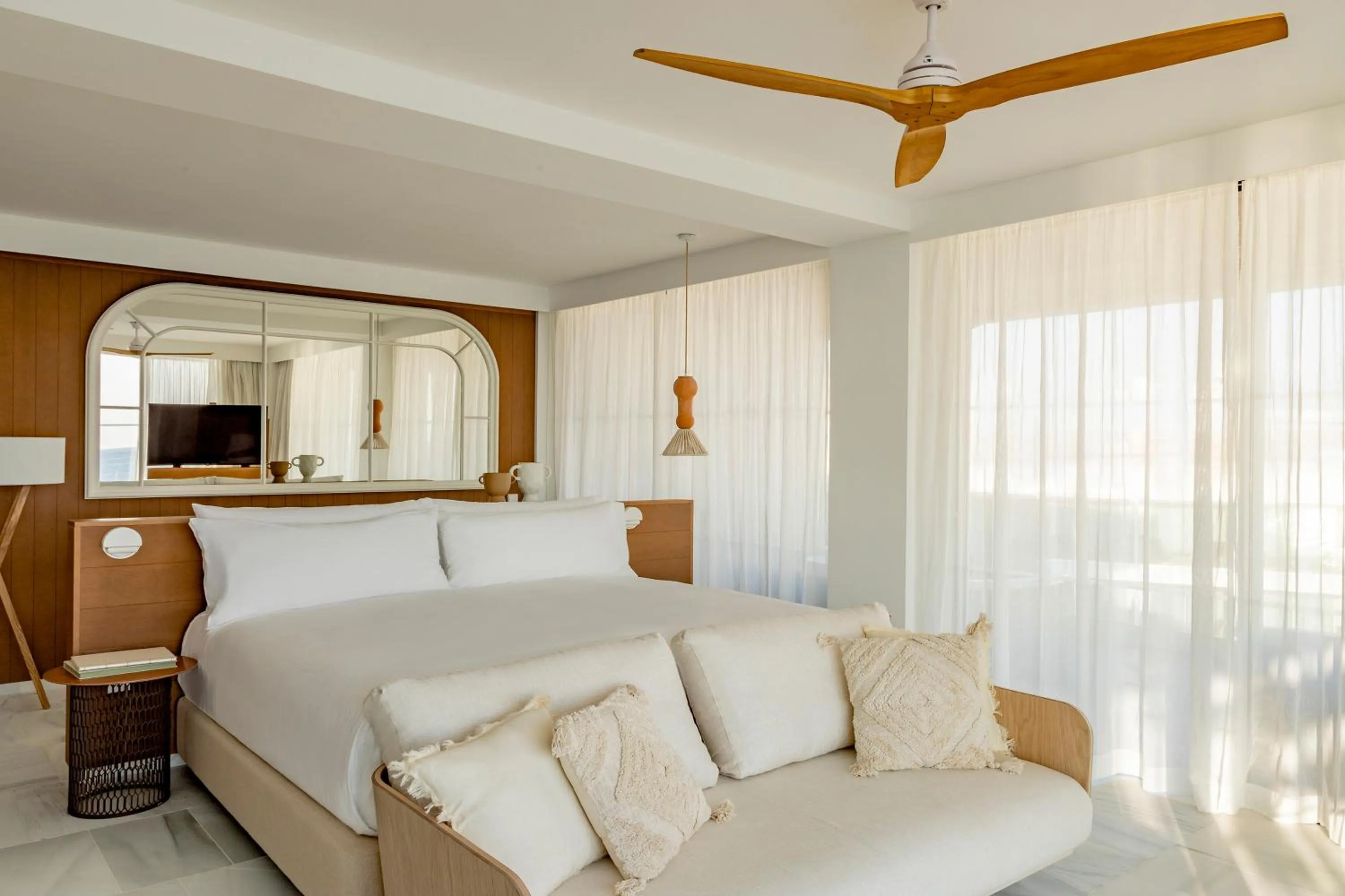 Bed in Villa Le Blanc, a Gran Meliá Hotel - The Leading Hotels of The World