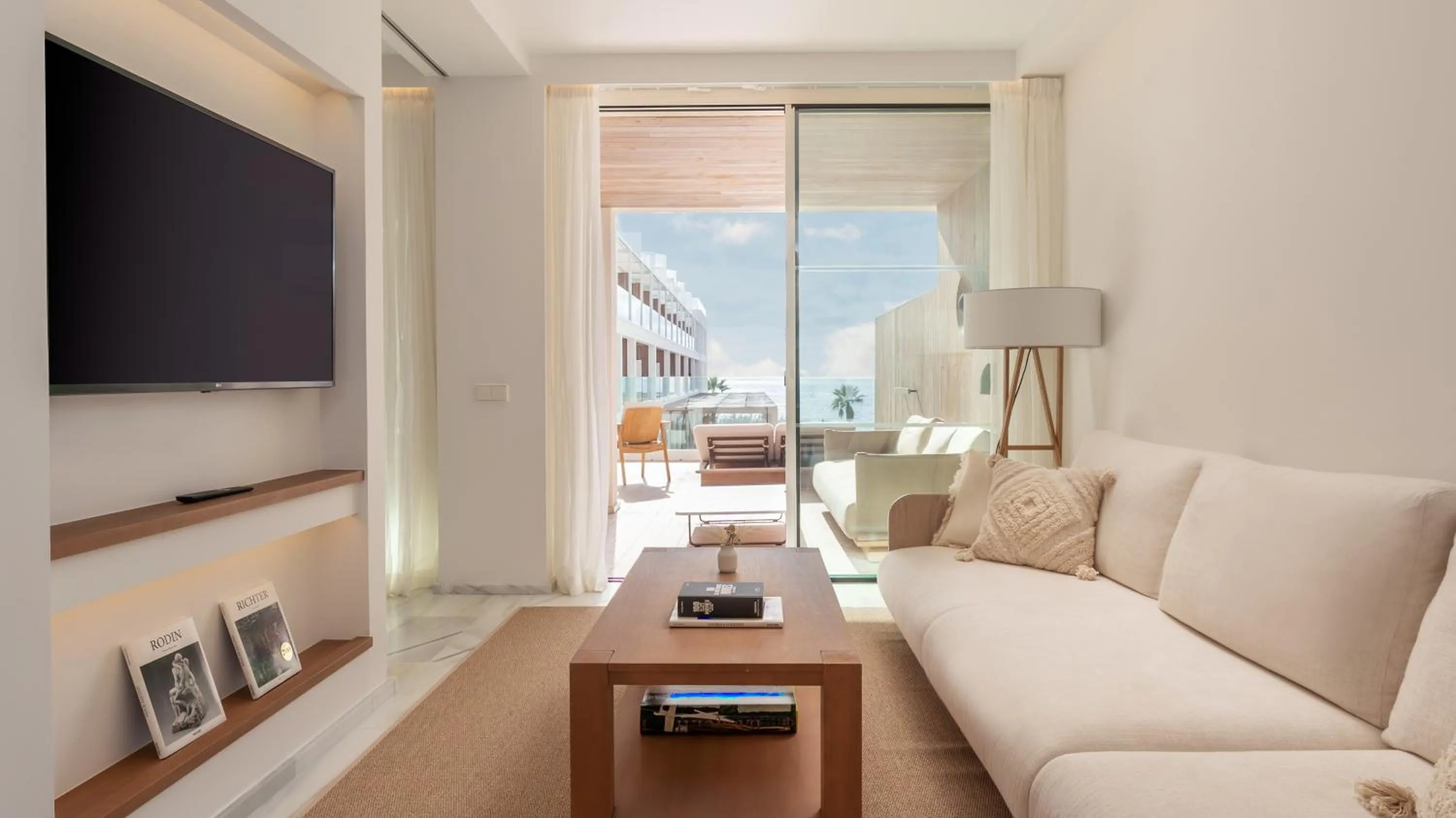 Communal lounge/ TV room in Villa Le Blanc, a Gran Meliá Hotel - The Leading Hotels of The World