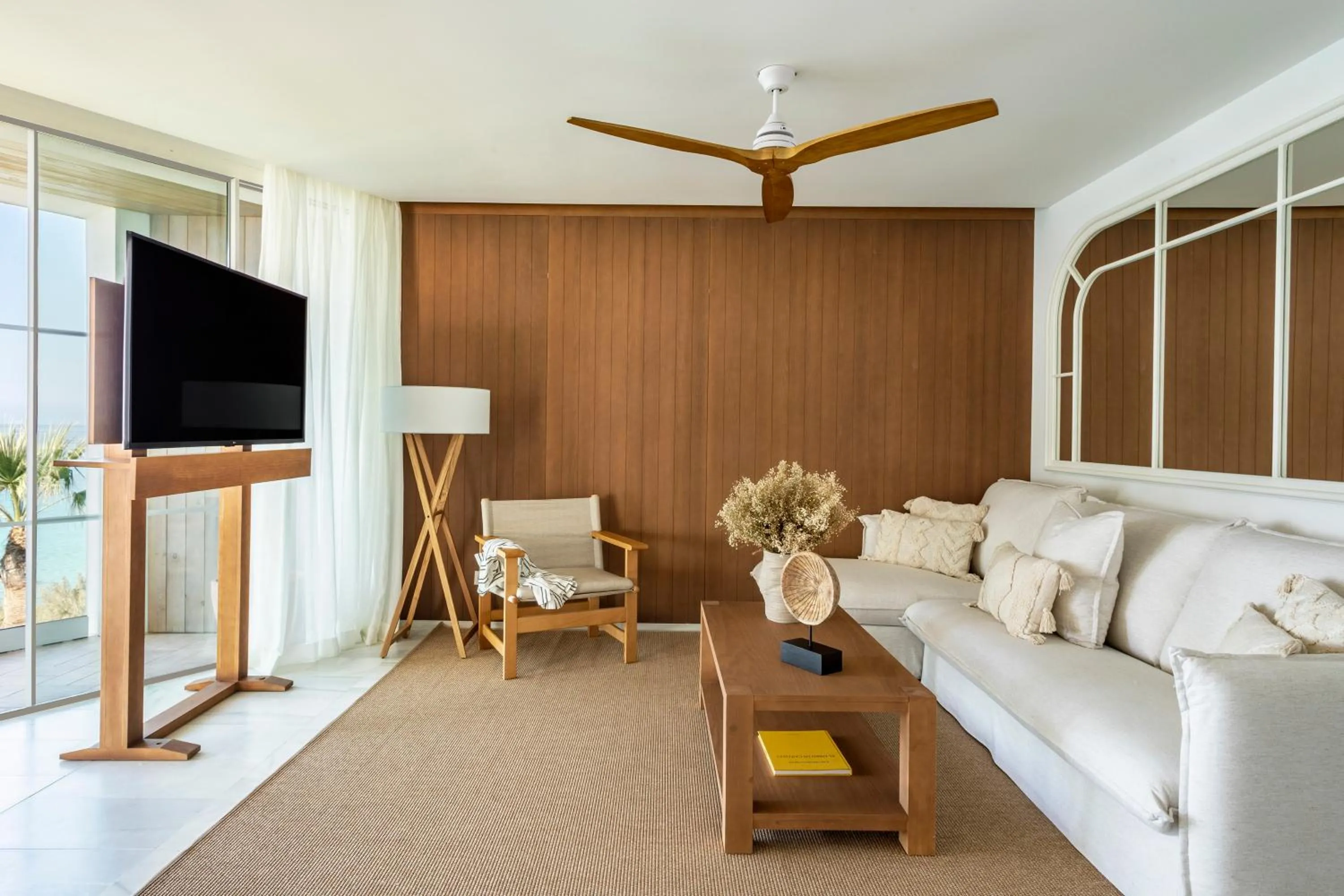 Bed in Villa Le Blanc, a Gran Meliá Hotel - The Leading Hotels of The World