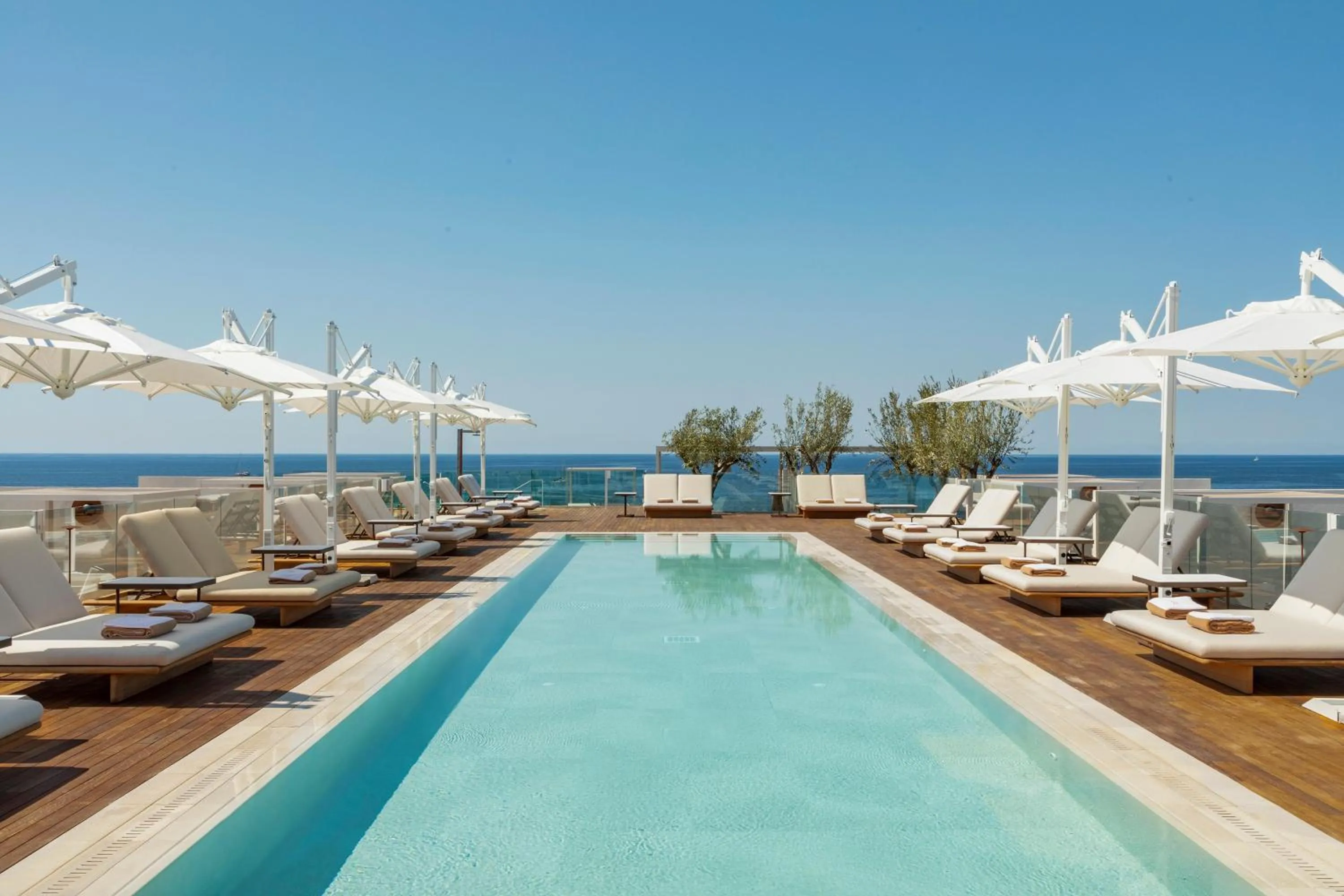 Swimming pool in Villa Le Blanc, a Gran Meliá Hotel - The Leading Hotels of The World