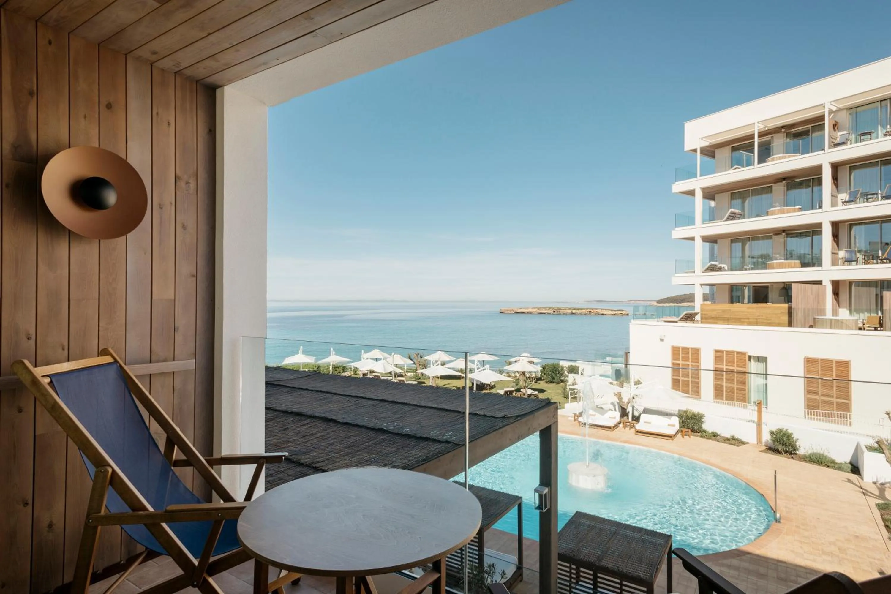 Day in Villa Le Blanc, a Gran Meliá Hotel - The Leading Hotels of The World