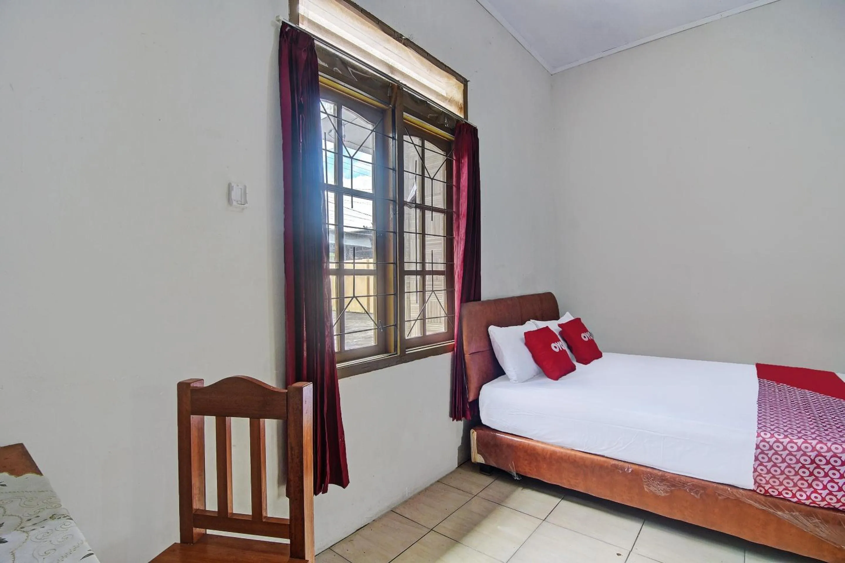 Bedroom, Bed in Hotel O Borneo