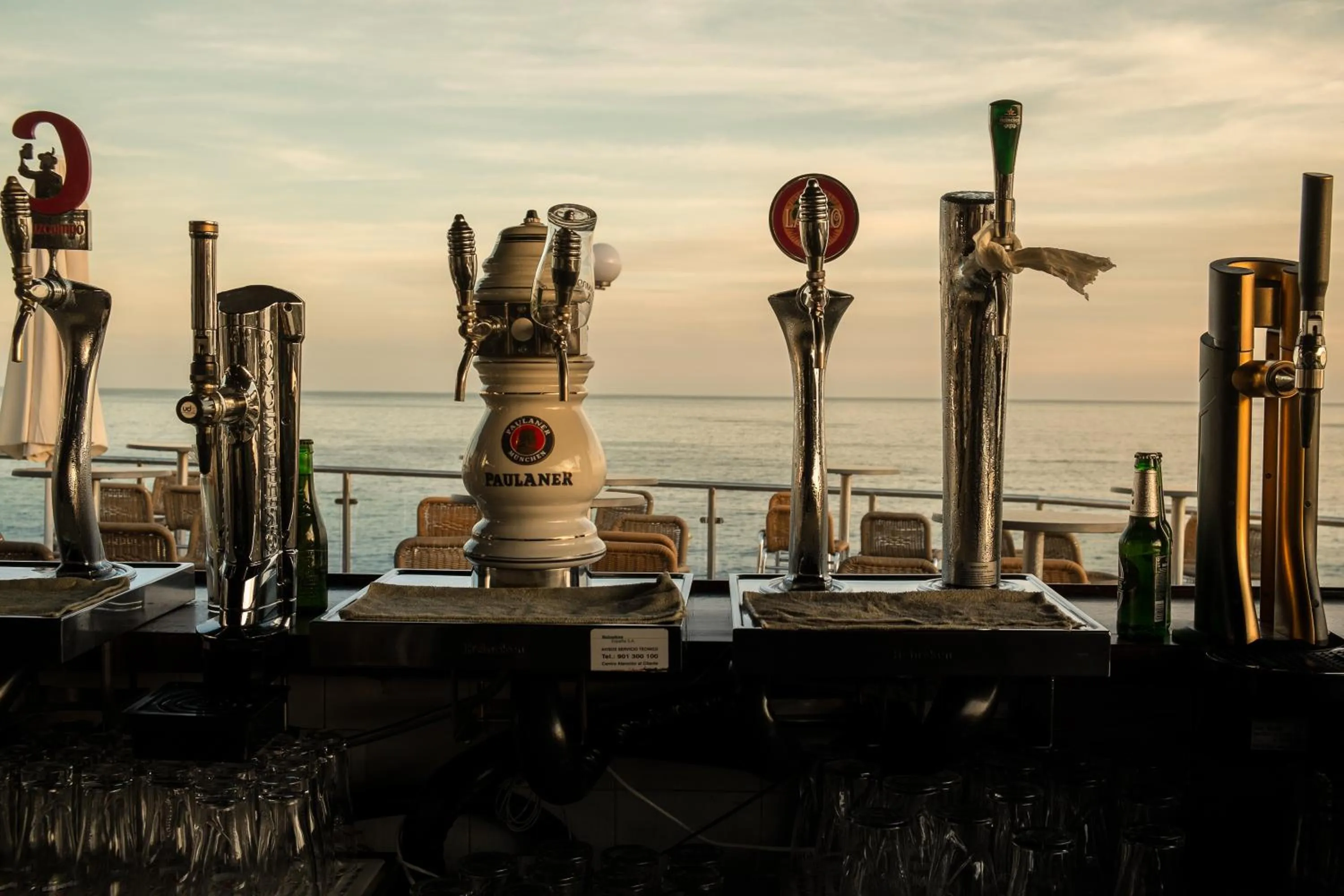 Drinks in Toboso Apar - Turis