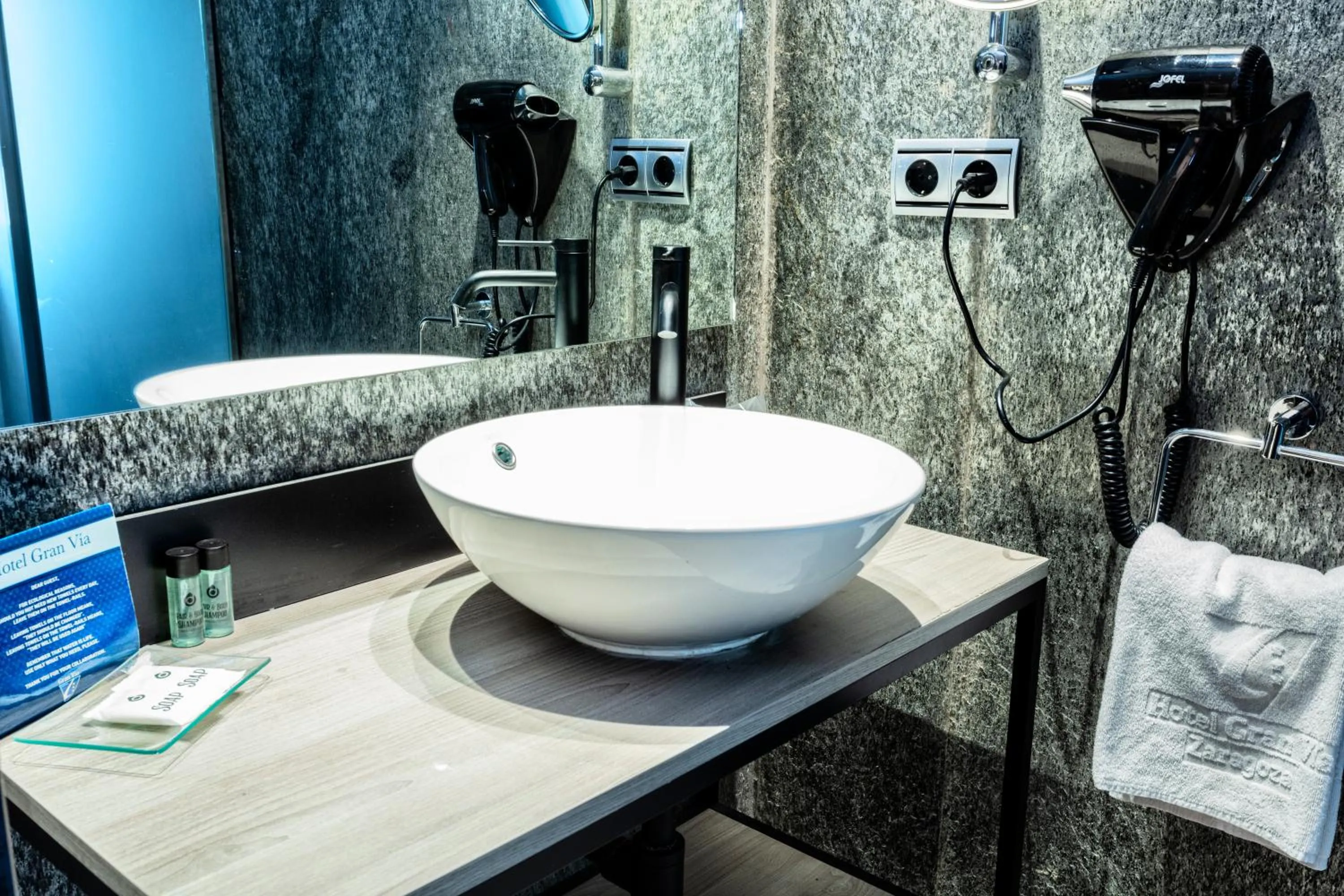 Bathroom in Hotel Gran Via