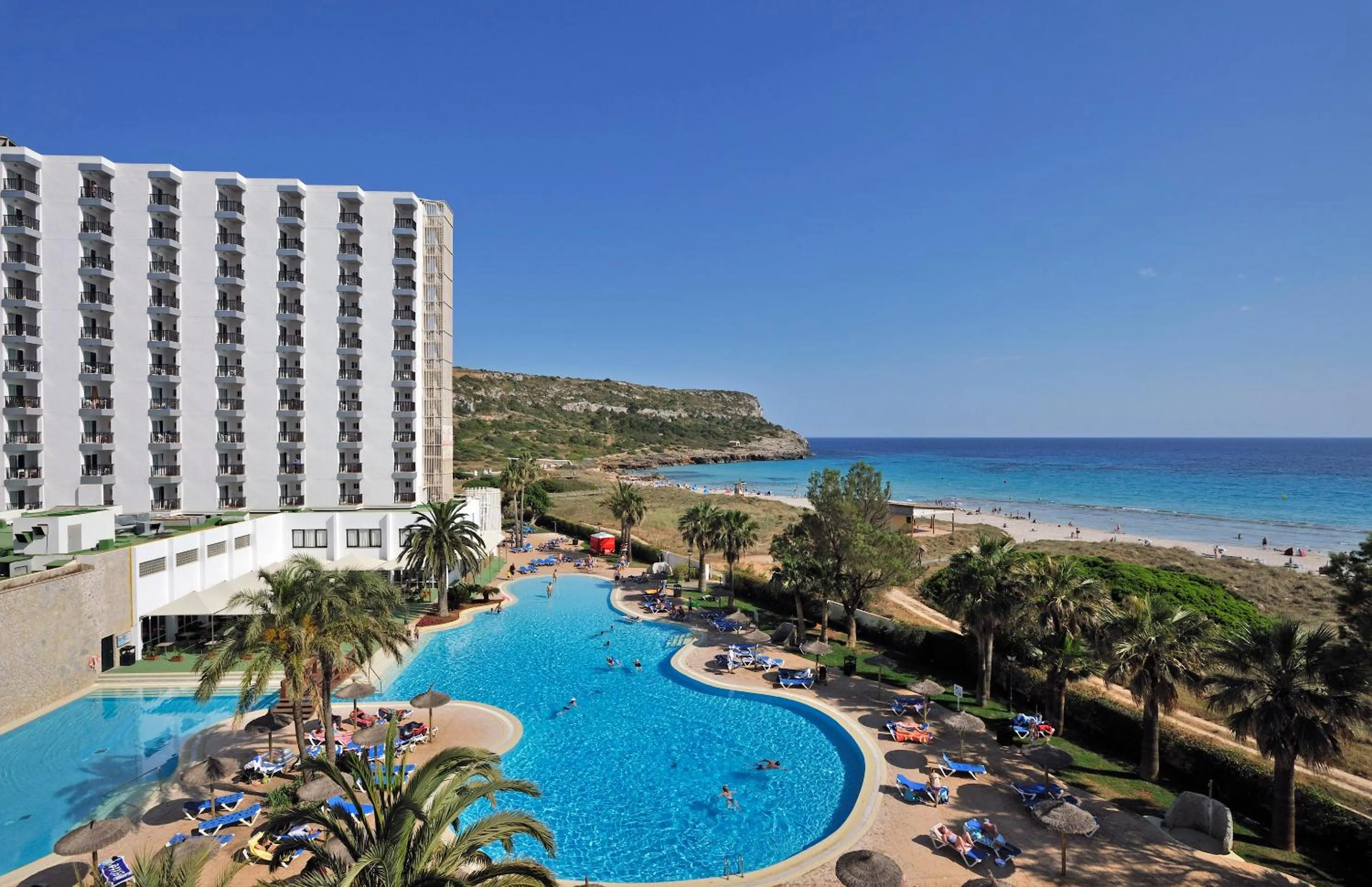 Facade/entrance in Sol Milanos Pingüinos