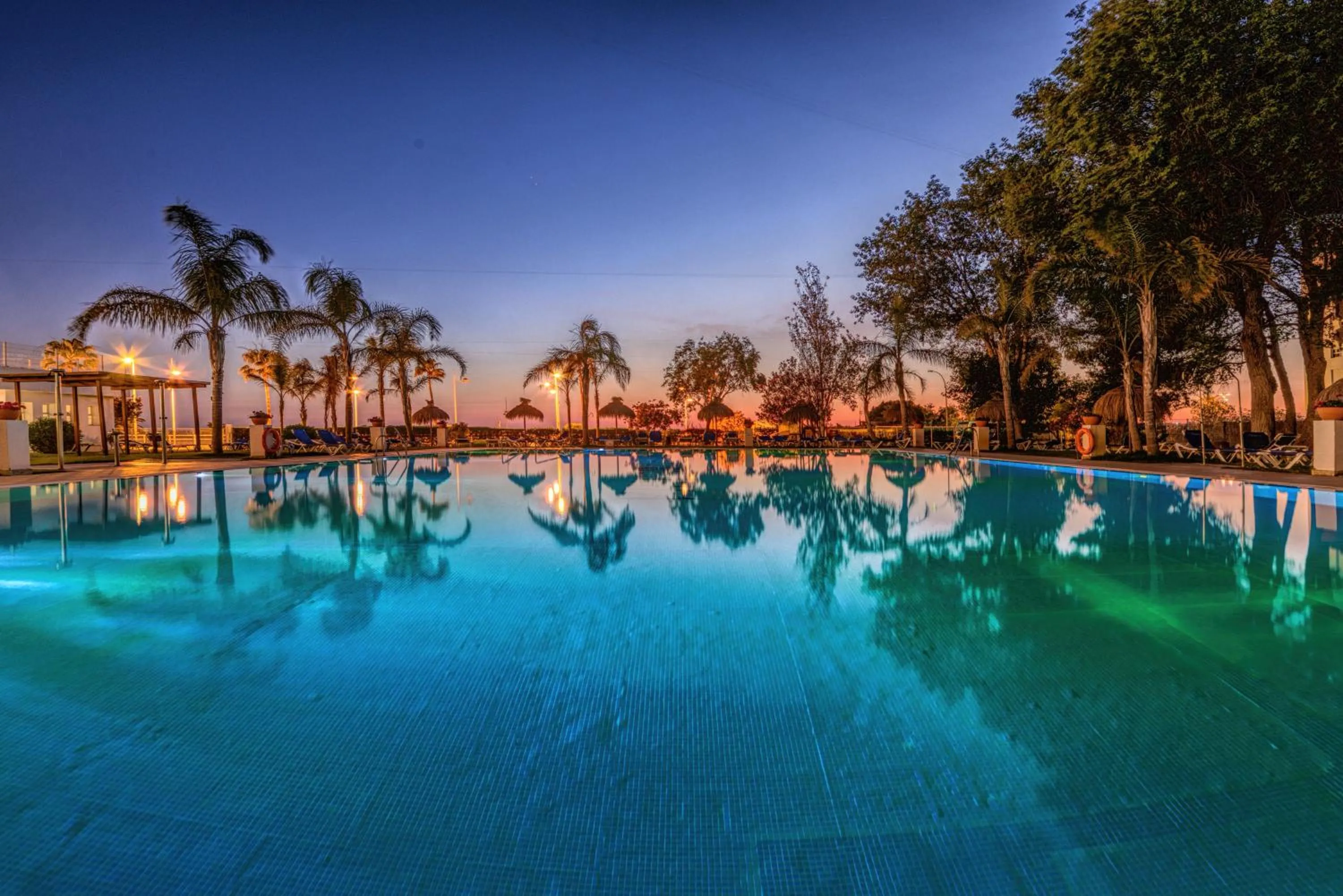 Swimming pool in Hotel Puerto Bahía & Spa