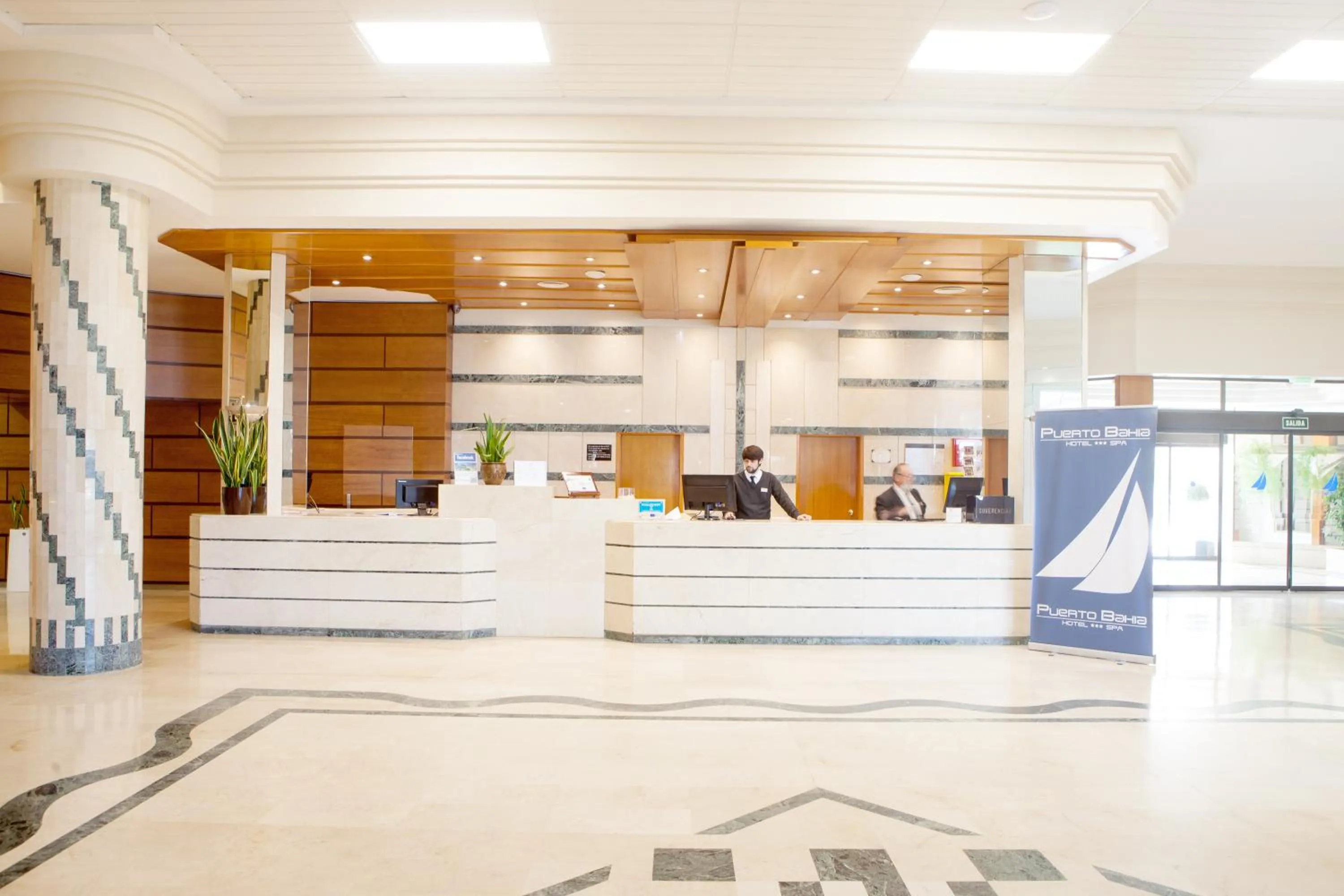 Staff in Hotel Puerto Bahía & Spa