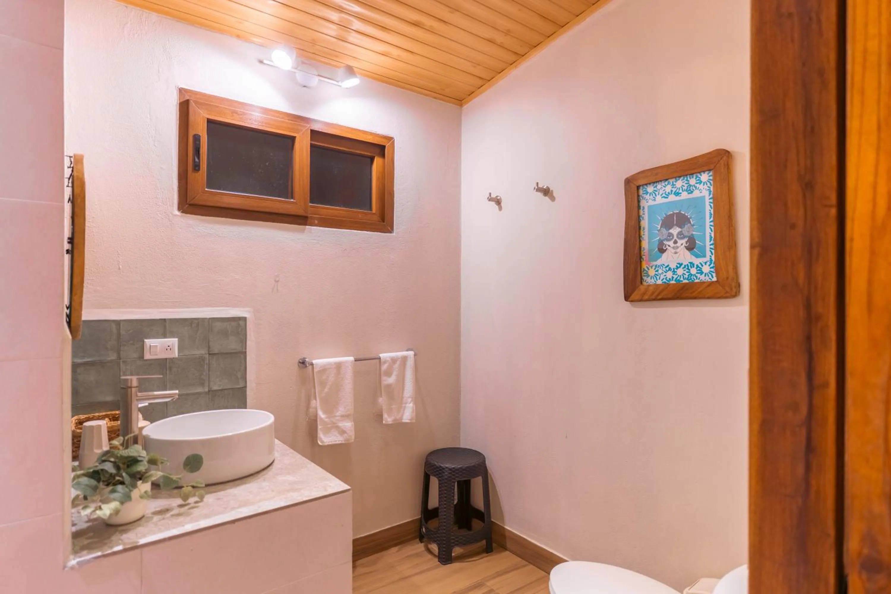 Bathroom in Exōtico Beach Hotel