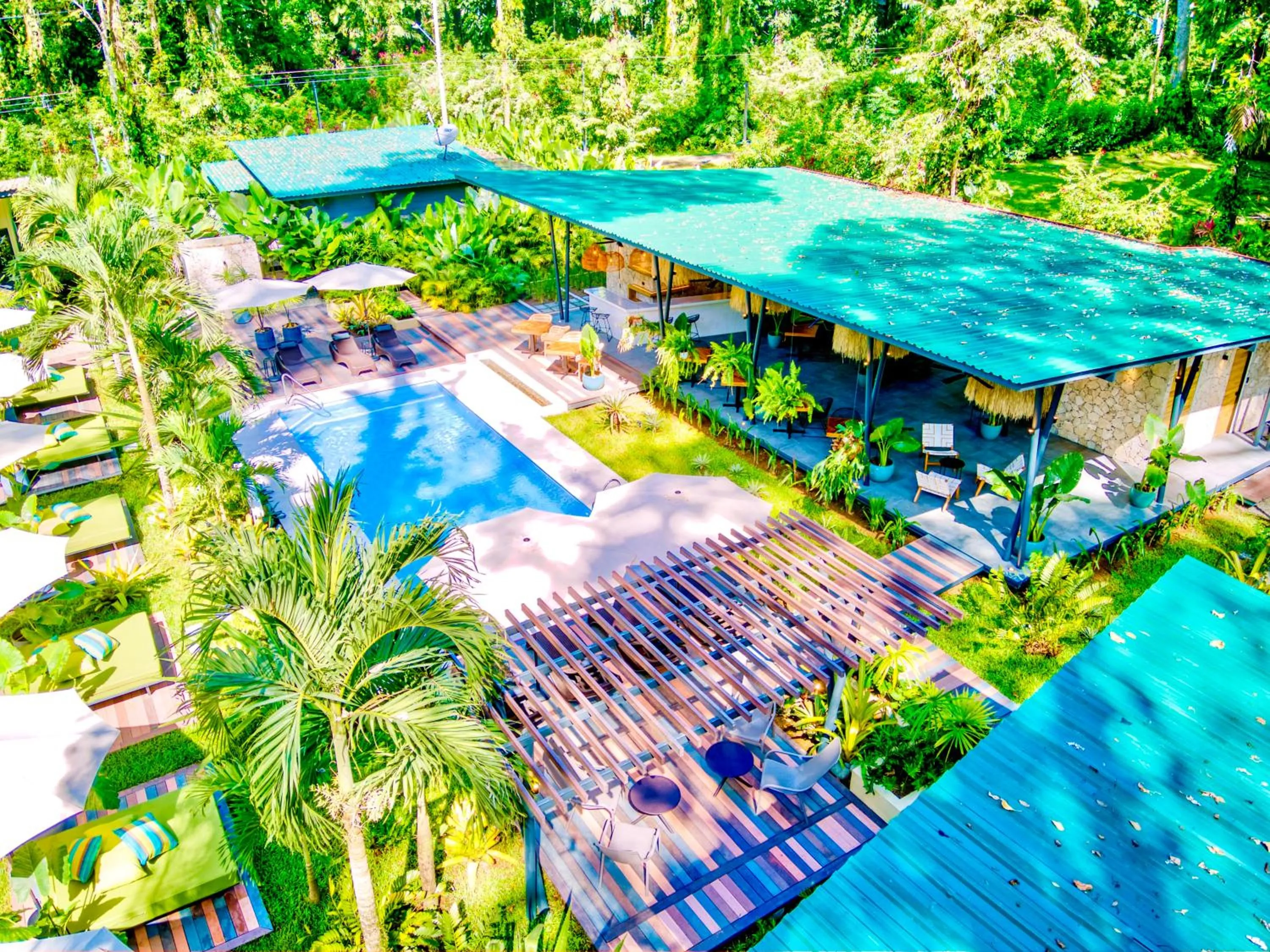 Pool view in Exōtico Beach Hotel