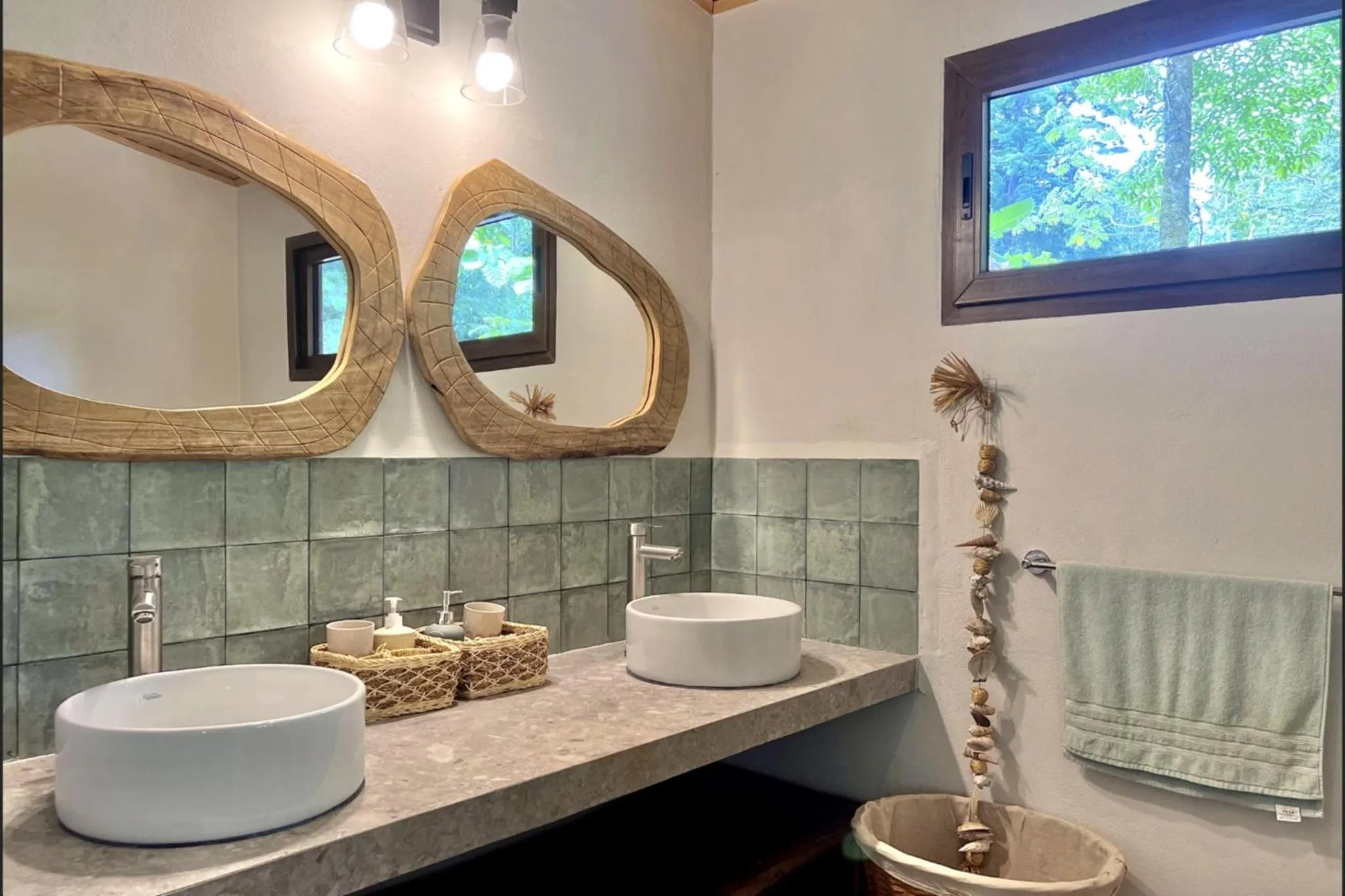 Bathroom in Exōtico Beach Hotel