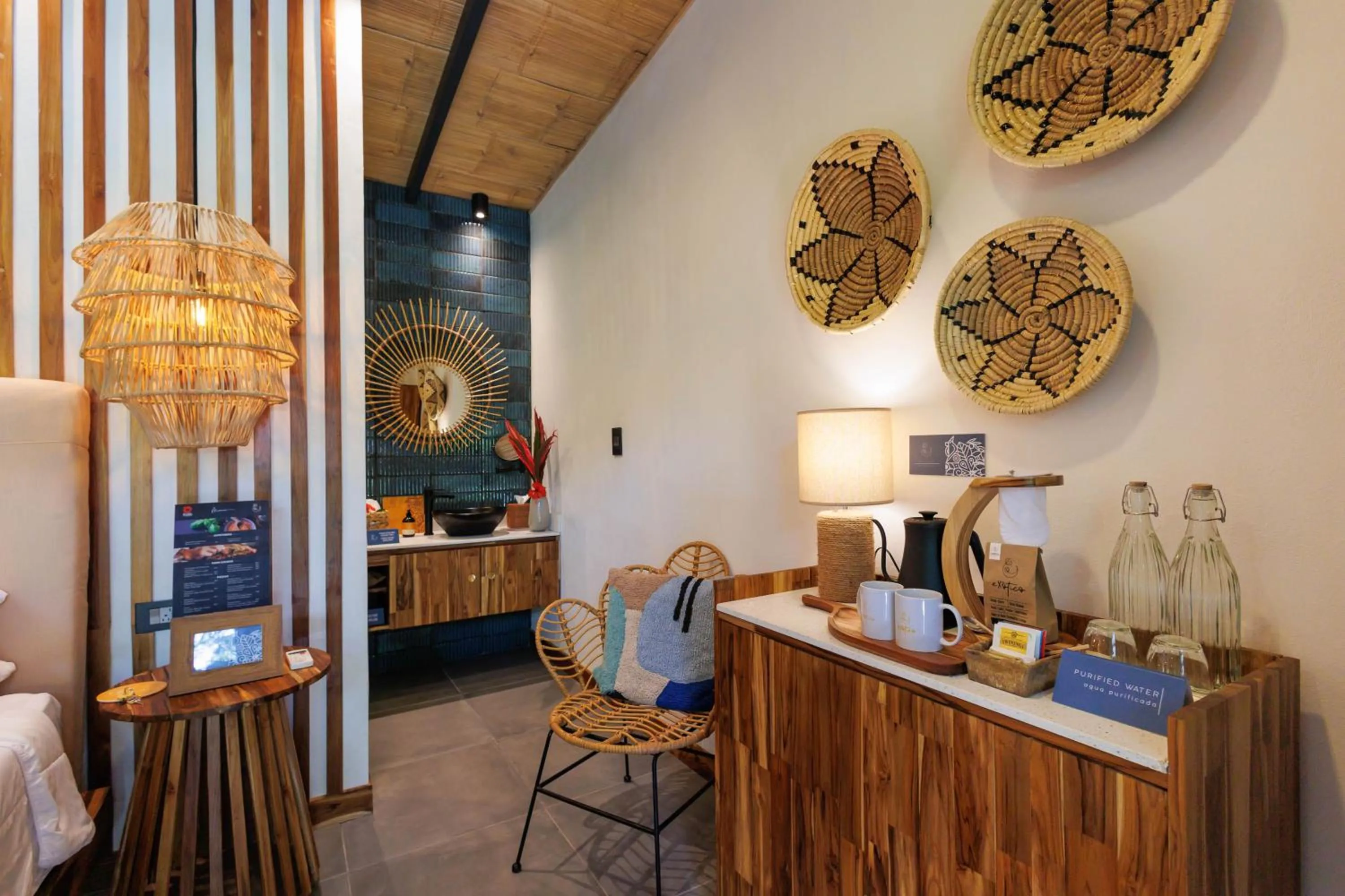 Coffee/tea facilities in Exōtico Beach Hotel