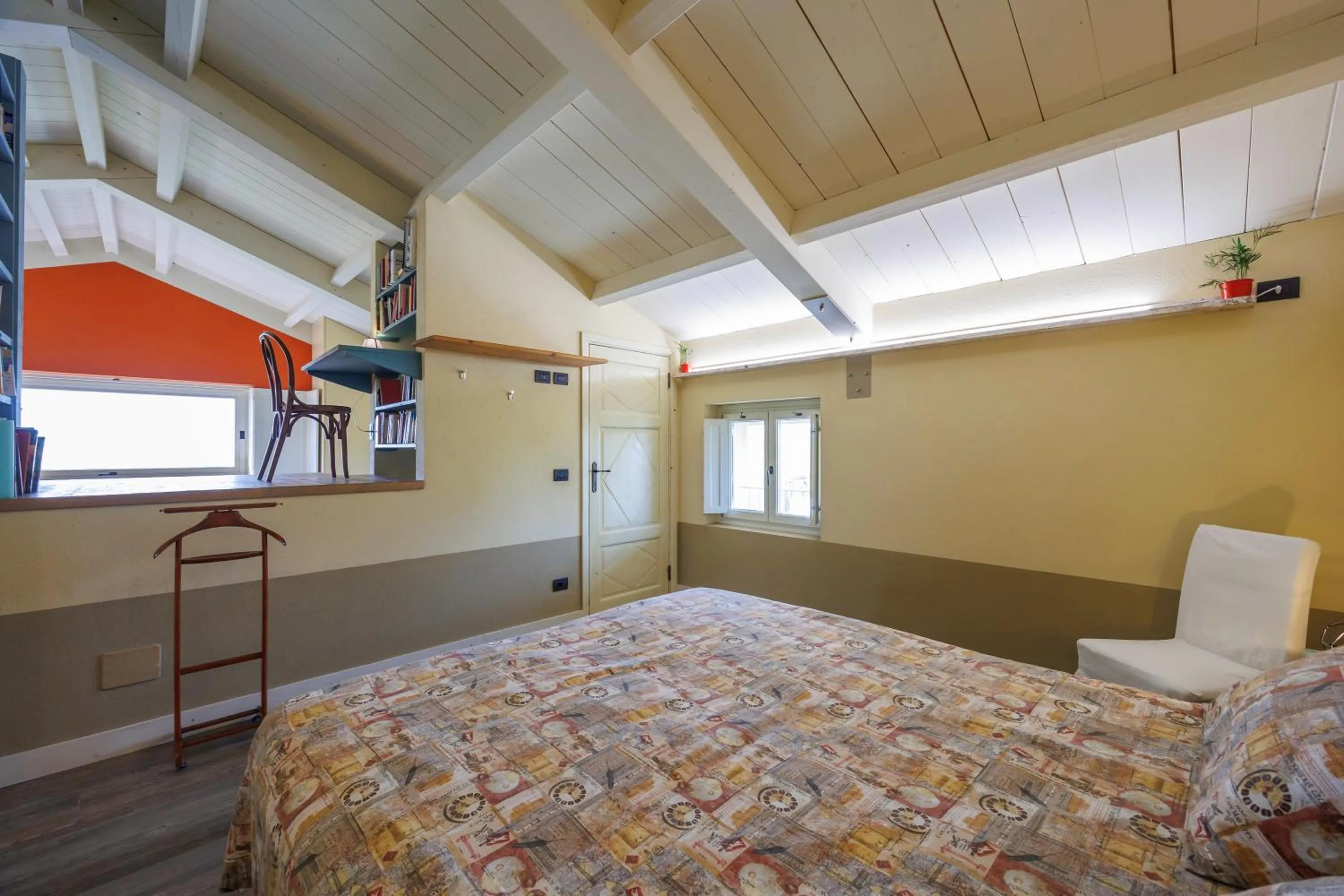 Photo of the whole room, Bed in Florario B&B