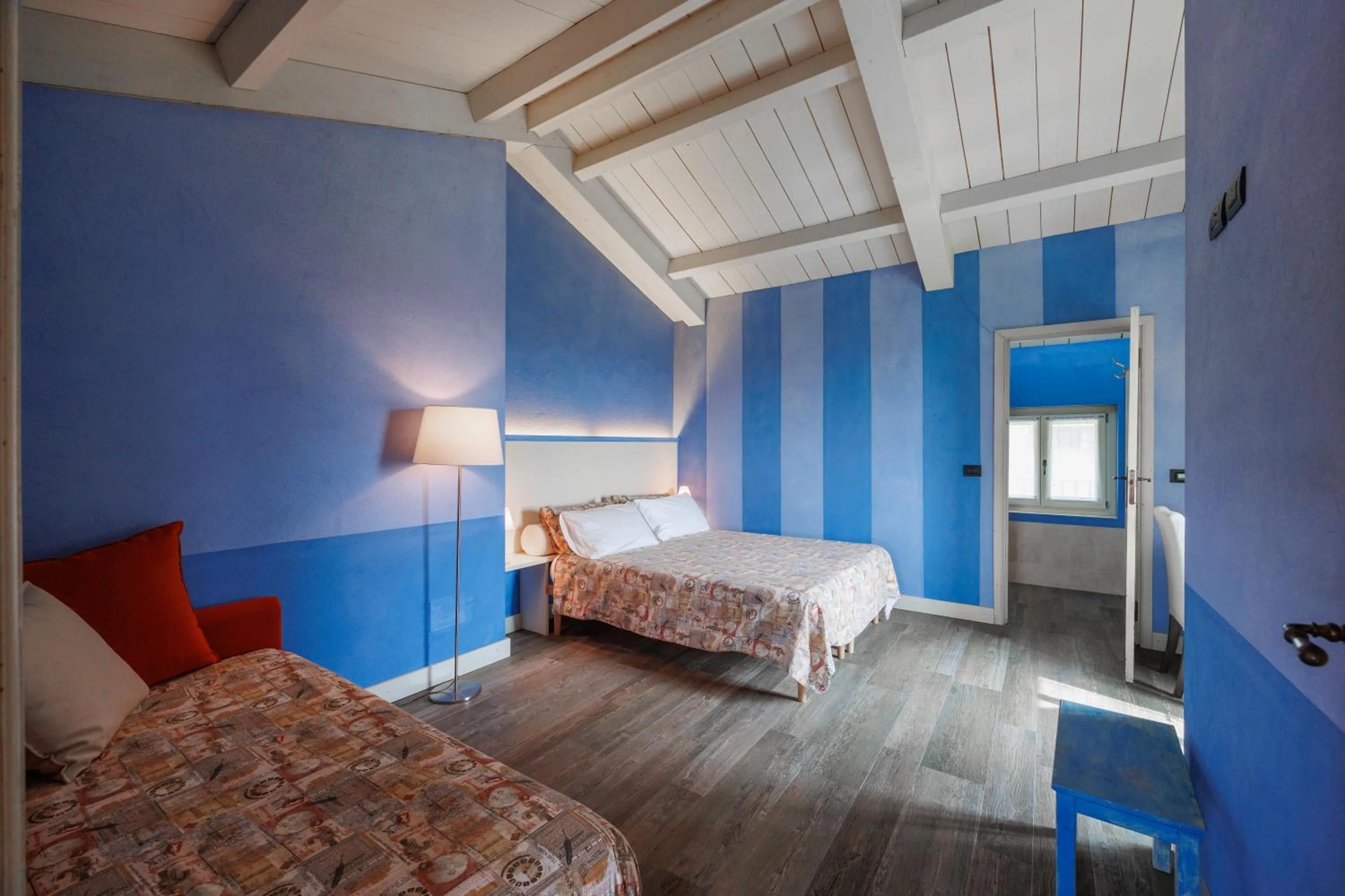 Photo of the whole room, Bed in Florario B&B