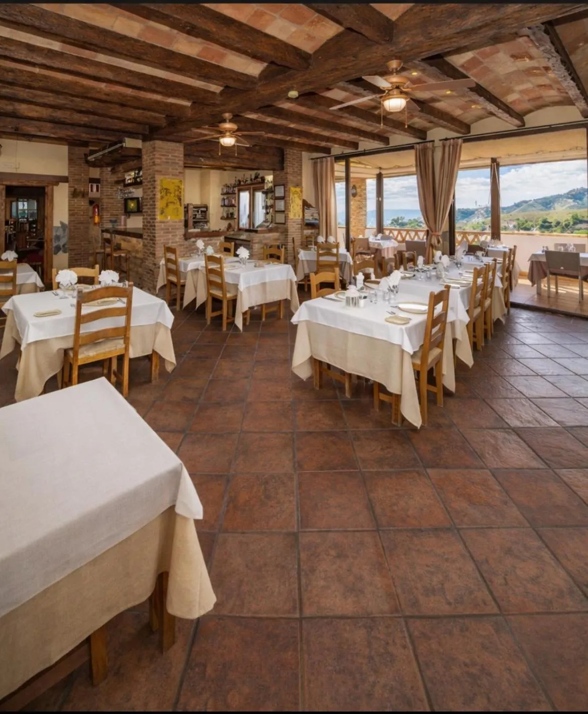 Hotel Rural Almazara