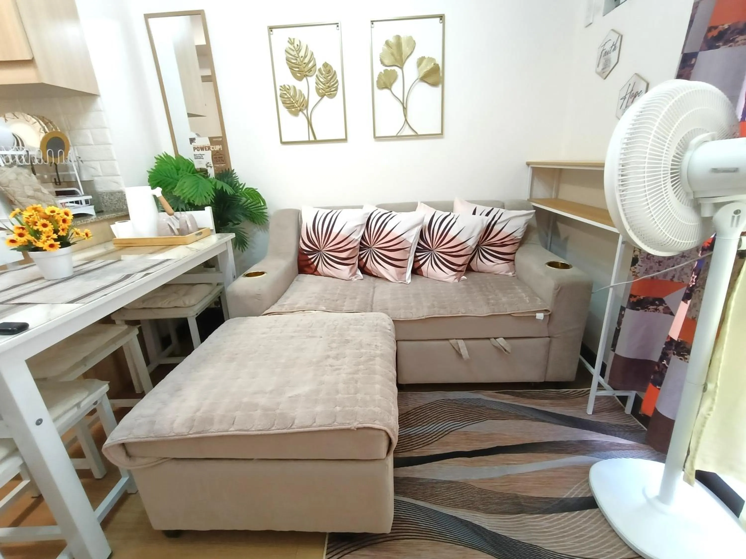 Living room in Sami's Cradle at The Celandine