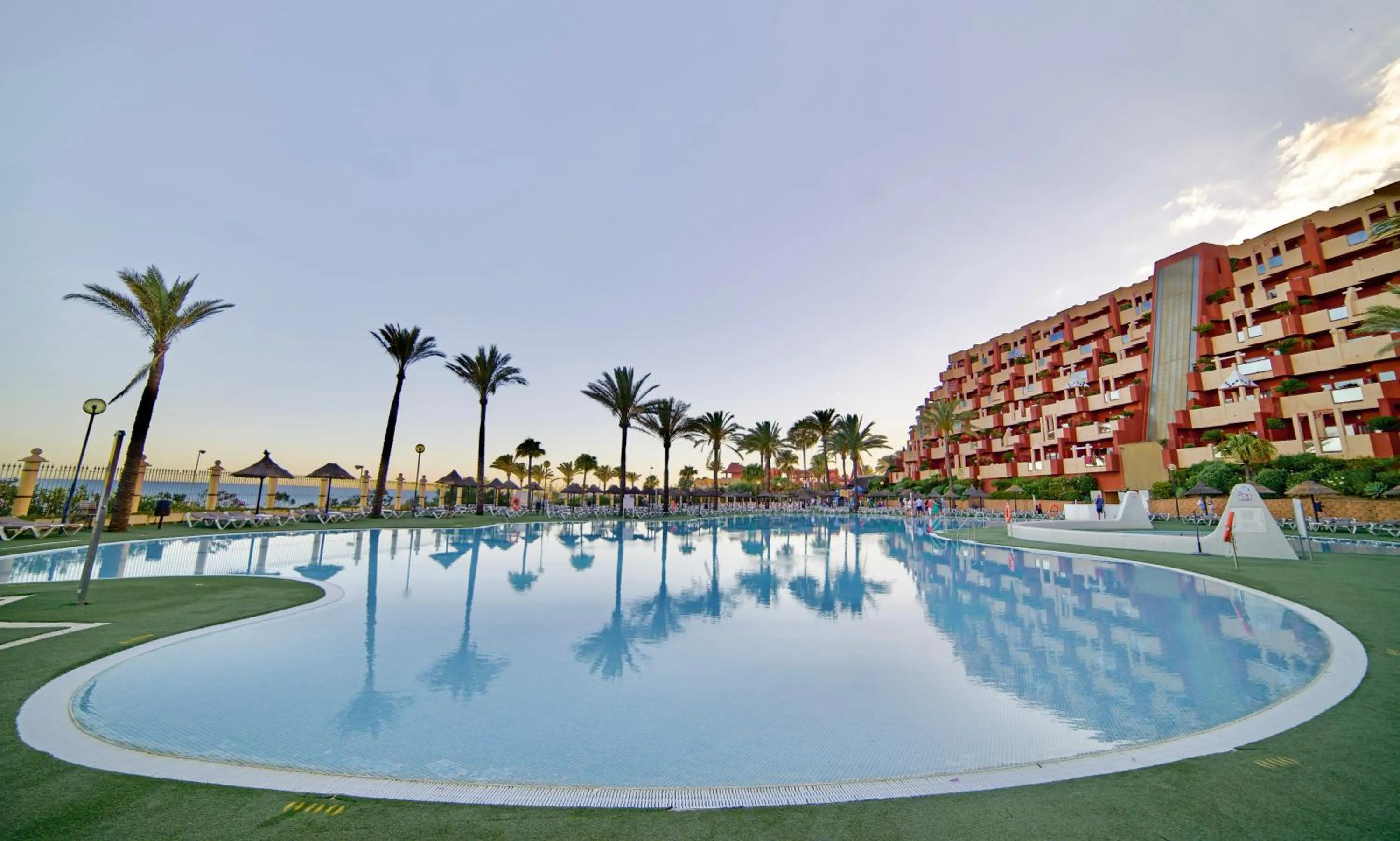 Swimming pool in Holiday Premium Resort
