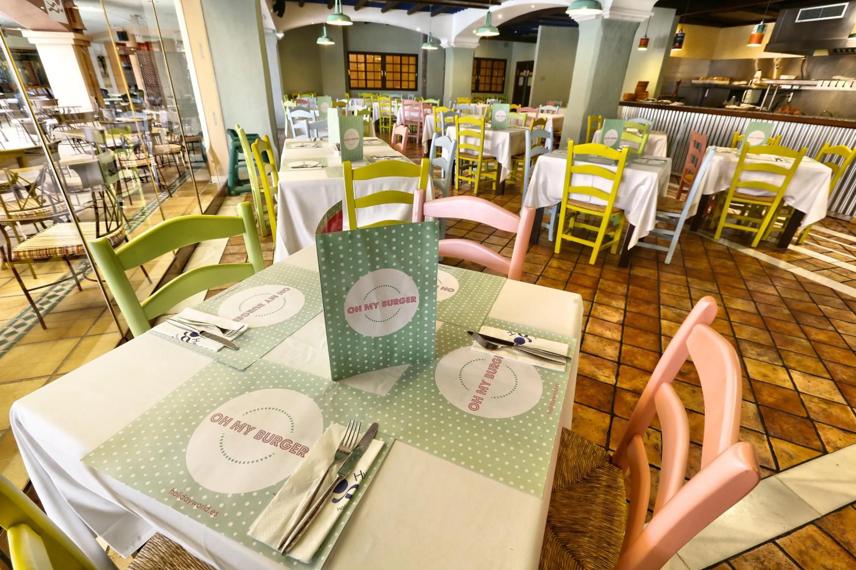 Restaurant/places to eat in Holiday Premium Resort