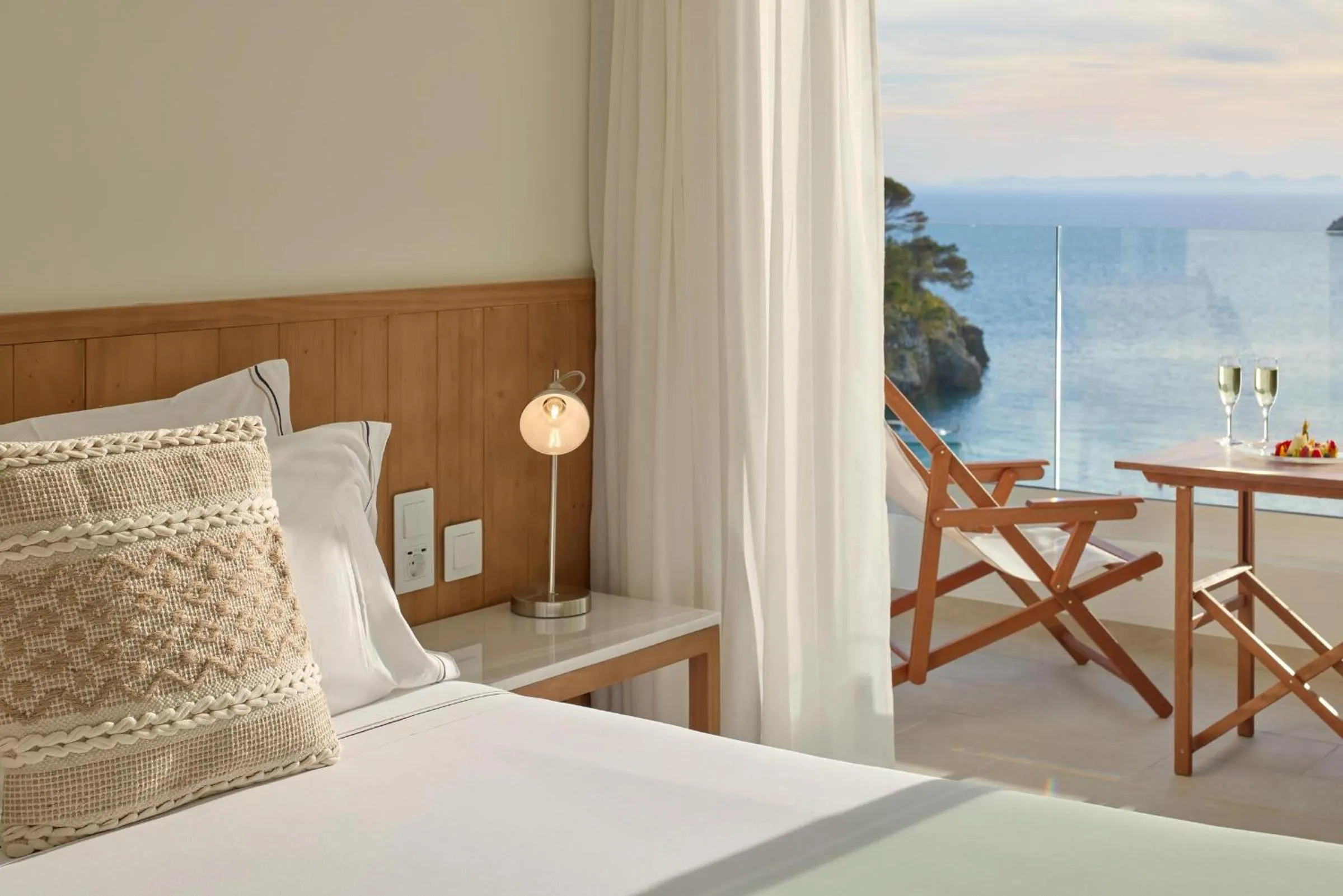 Bed in Meliá Cala Galdana