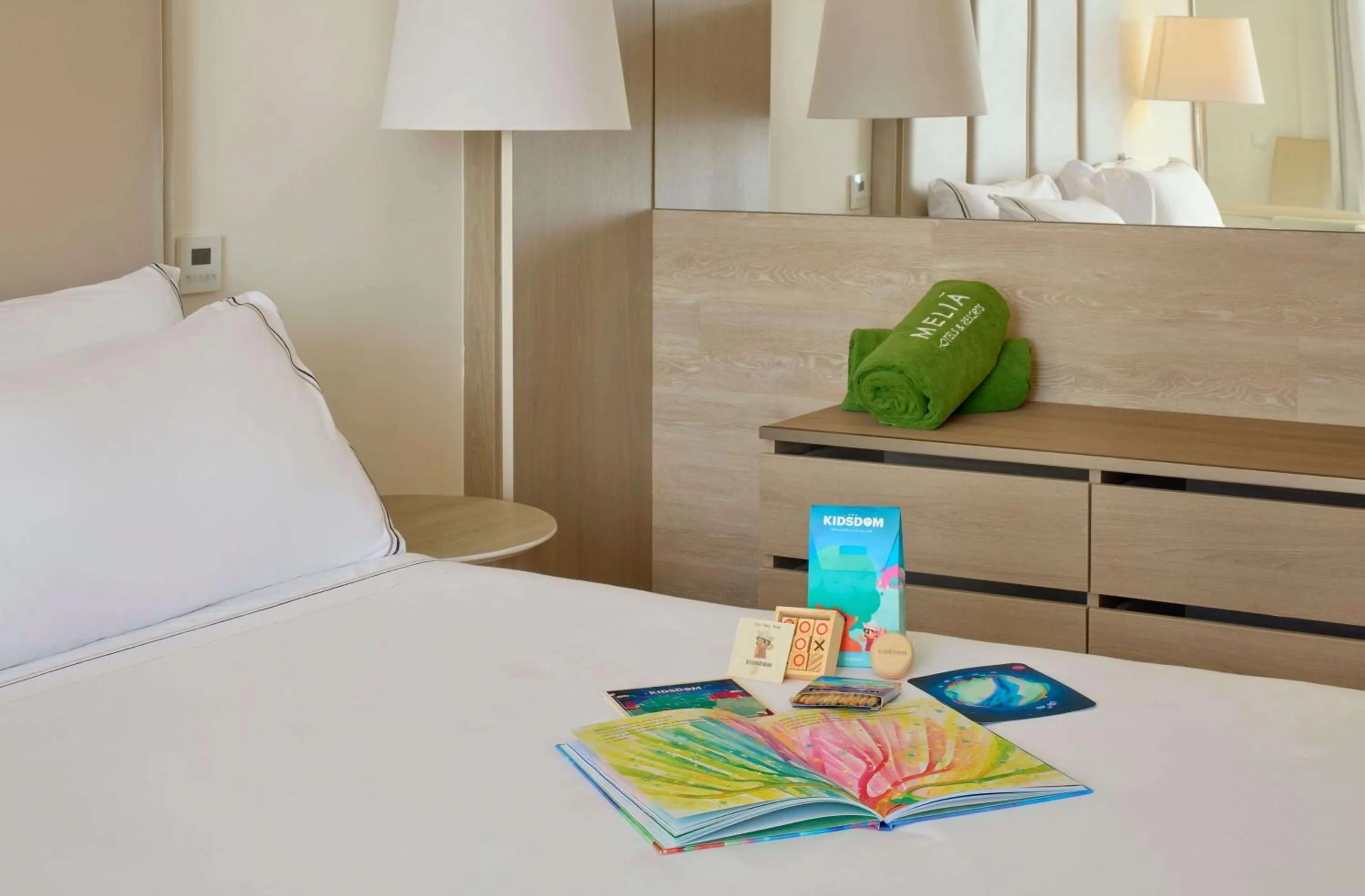 Bedroom, Bed in Meliá Cala Galdana