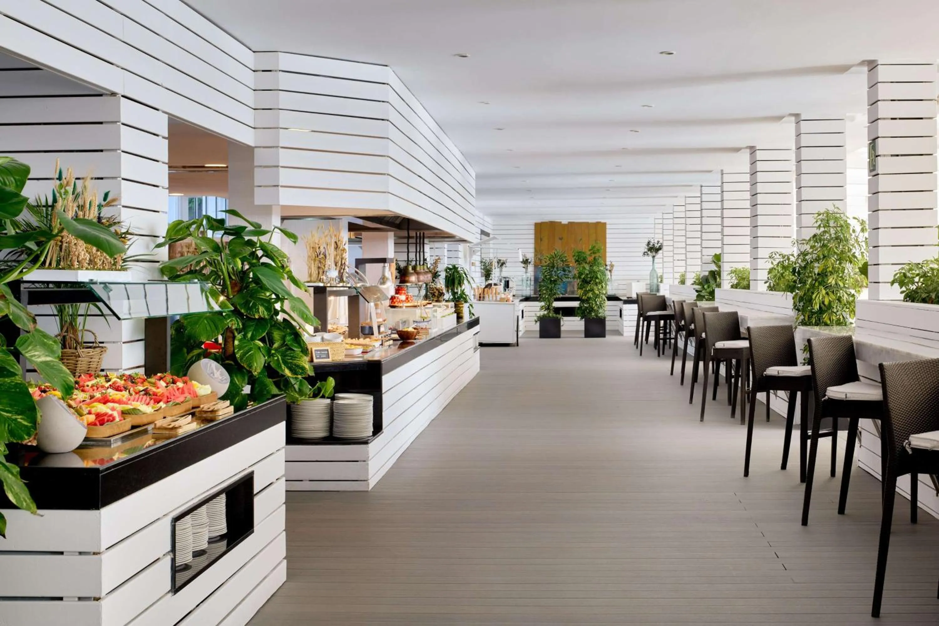 Restaurant/places to eat in Meliá Cala Galdana