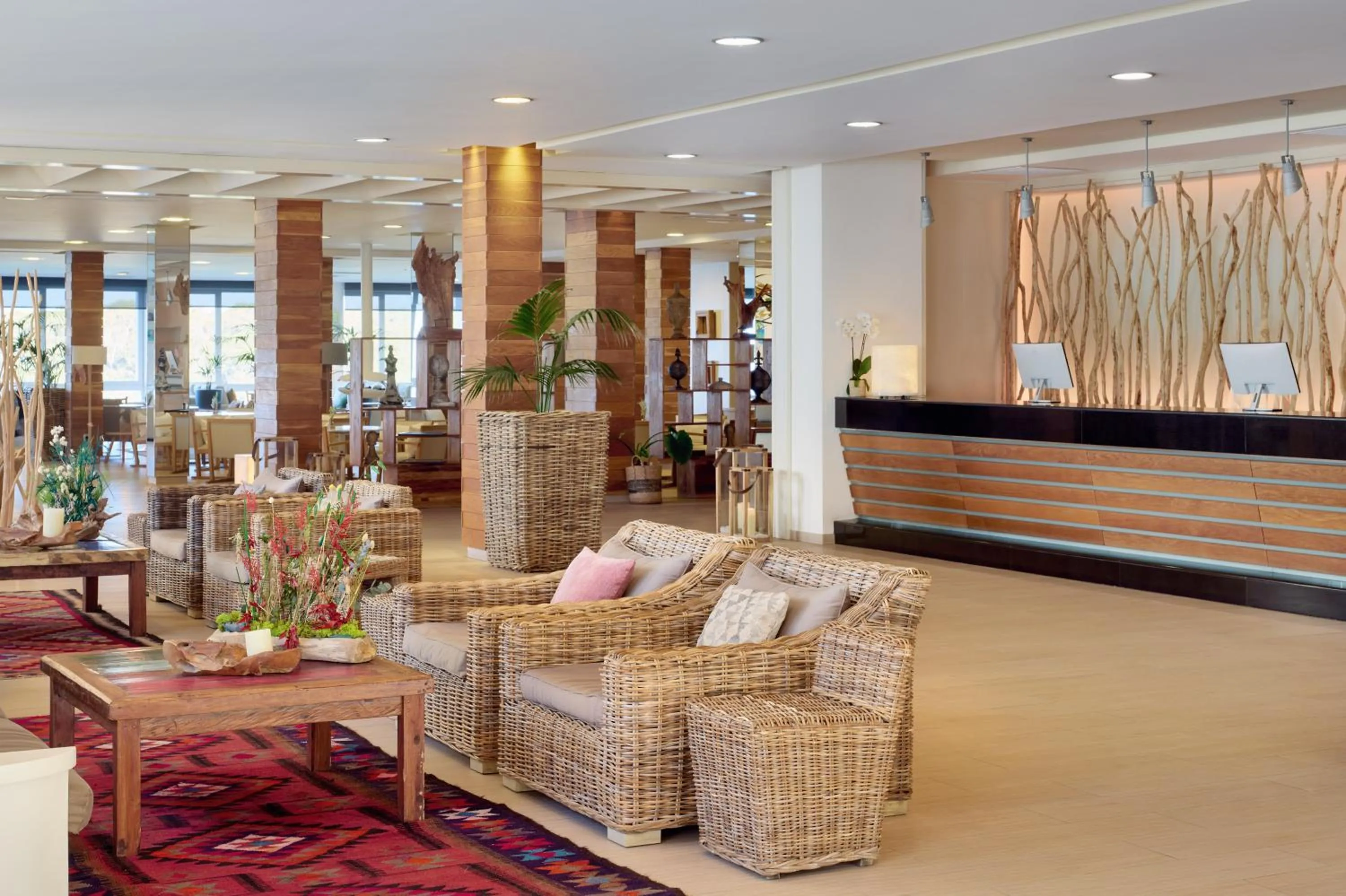 Restaurant/places to eat in Meliá Cala Galdana