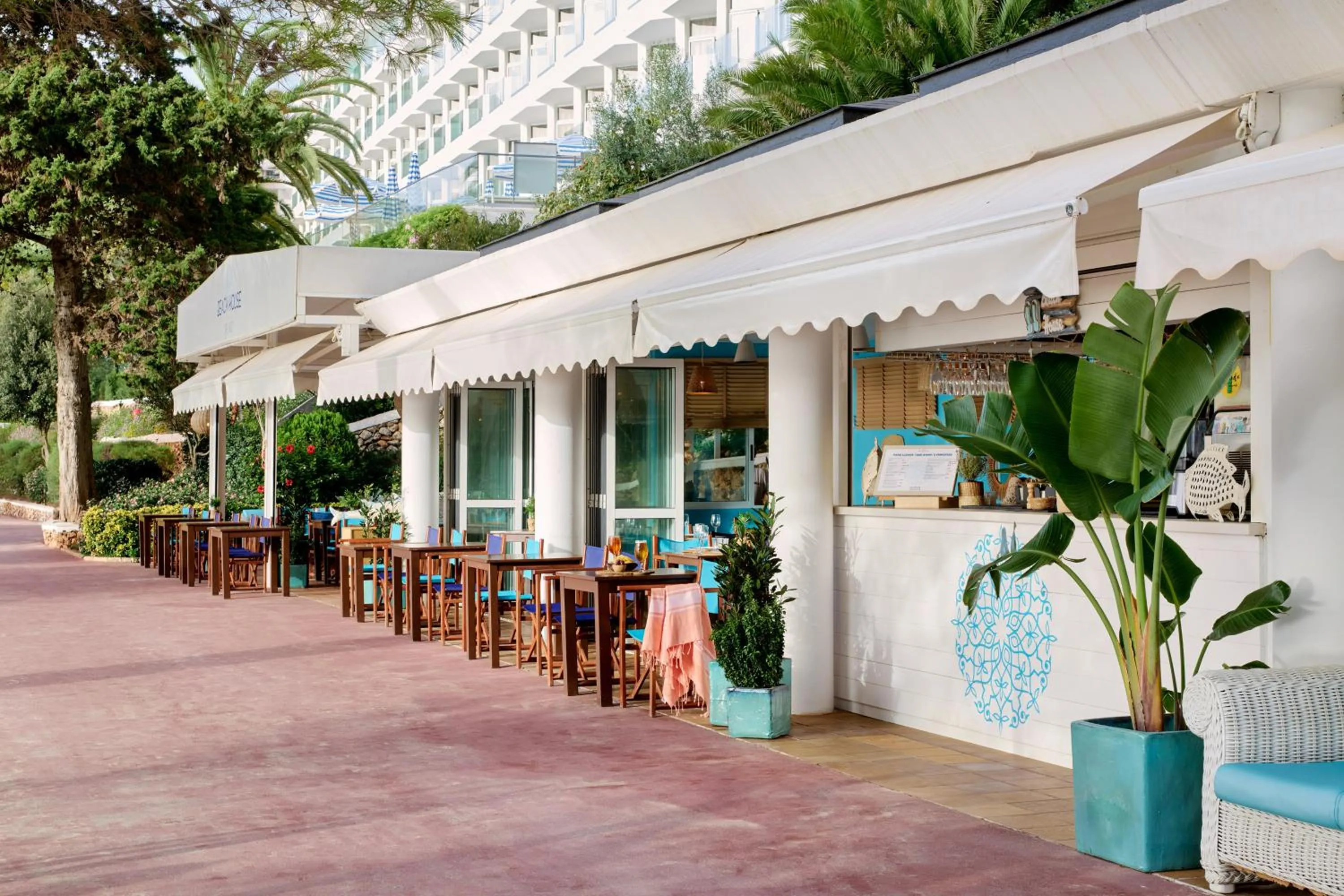 Restaurant/places to eat in Meliá Cala Galdana