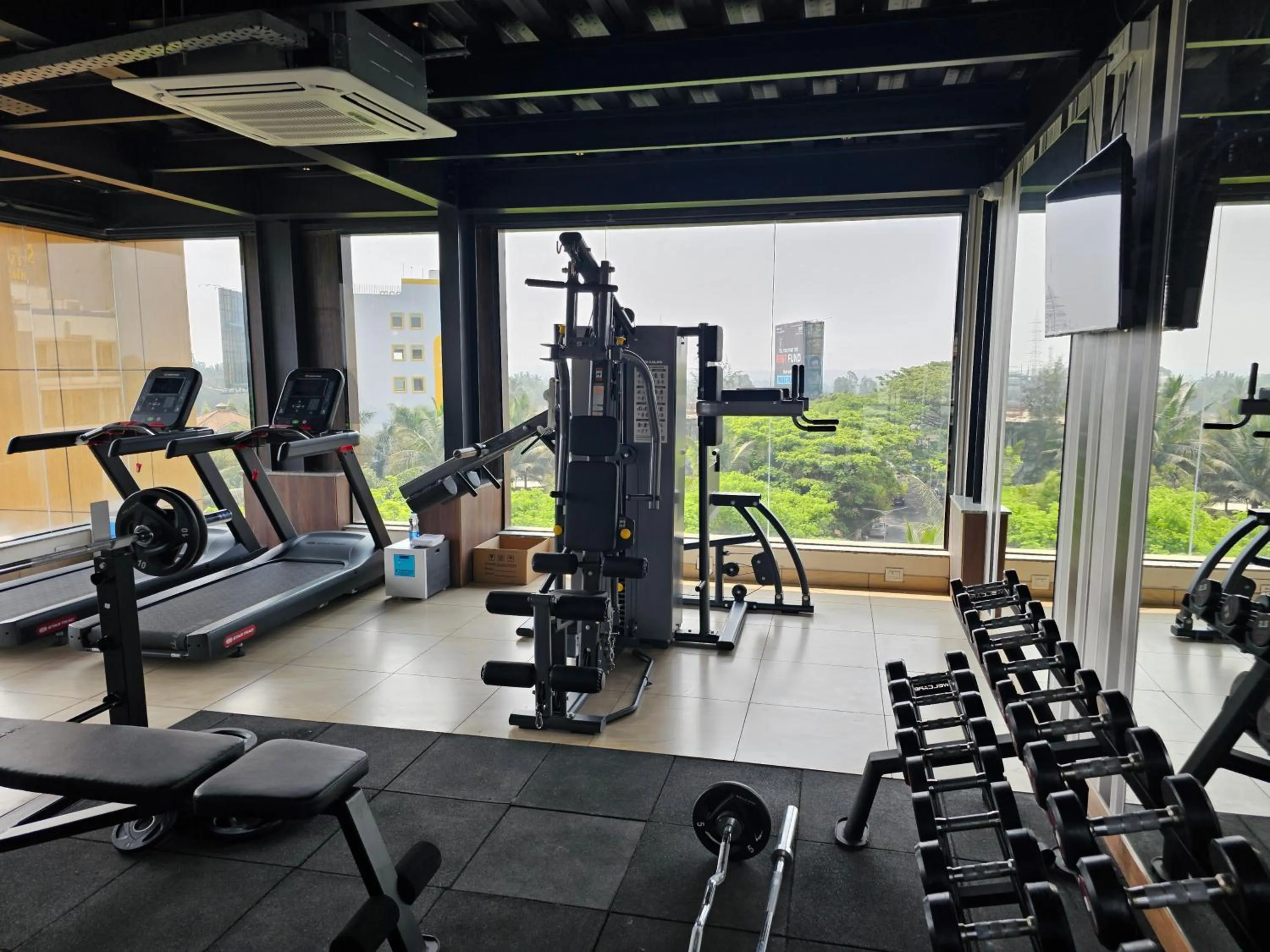 Fitness centre/facilities in Quality Inn Rockwell Grand, Bangalore