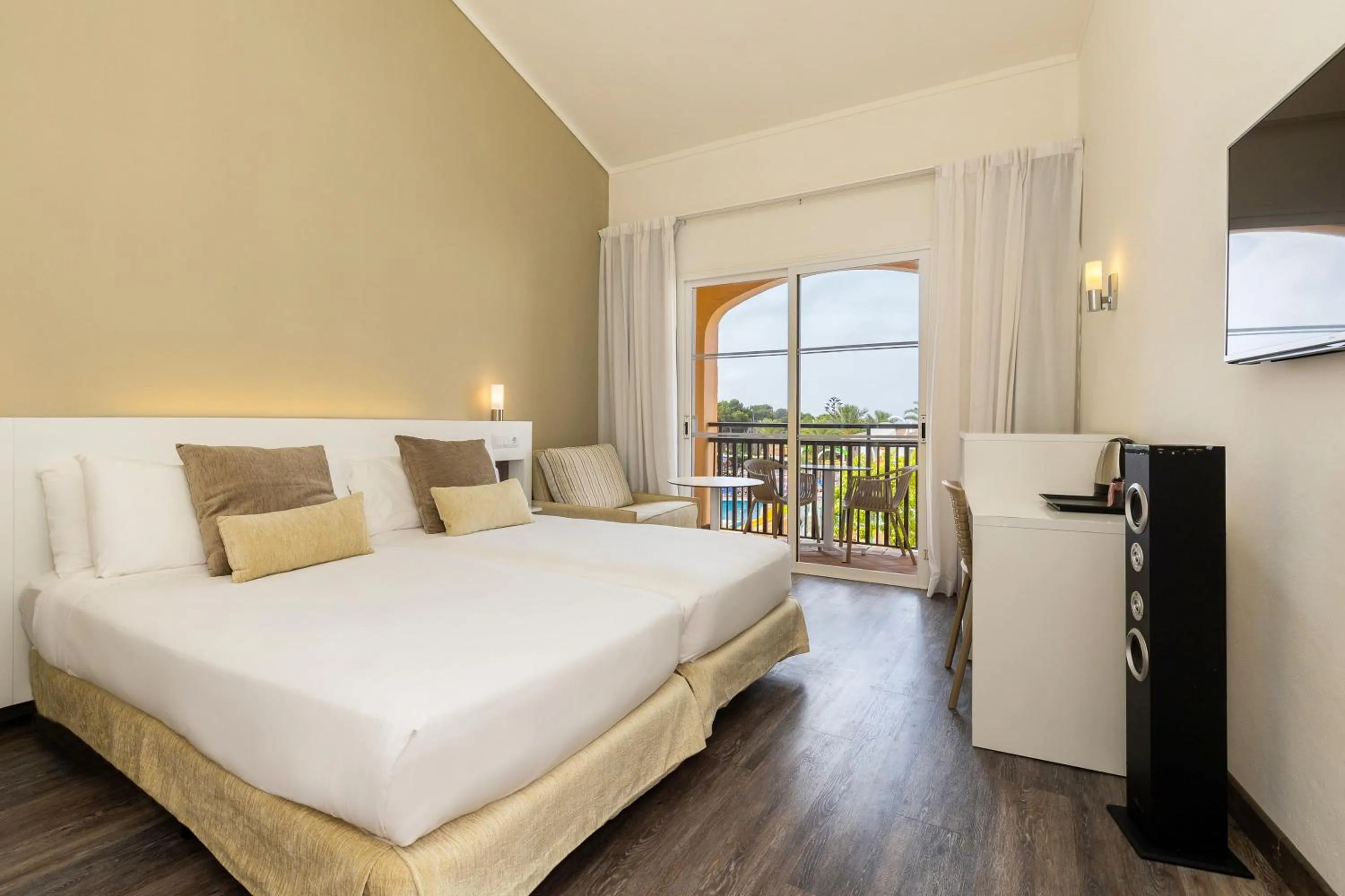 Property building, Bed in Sol Falcó Menorca