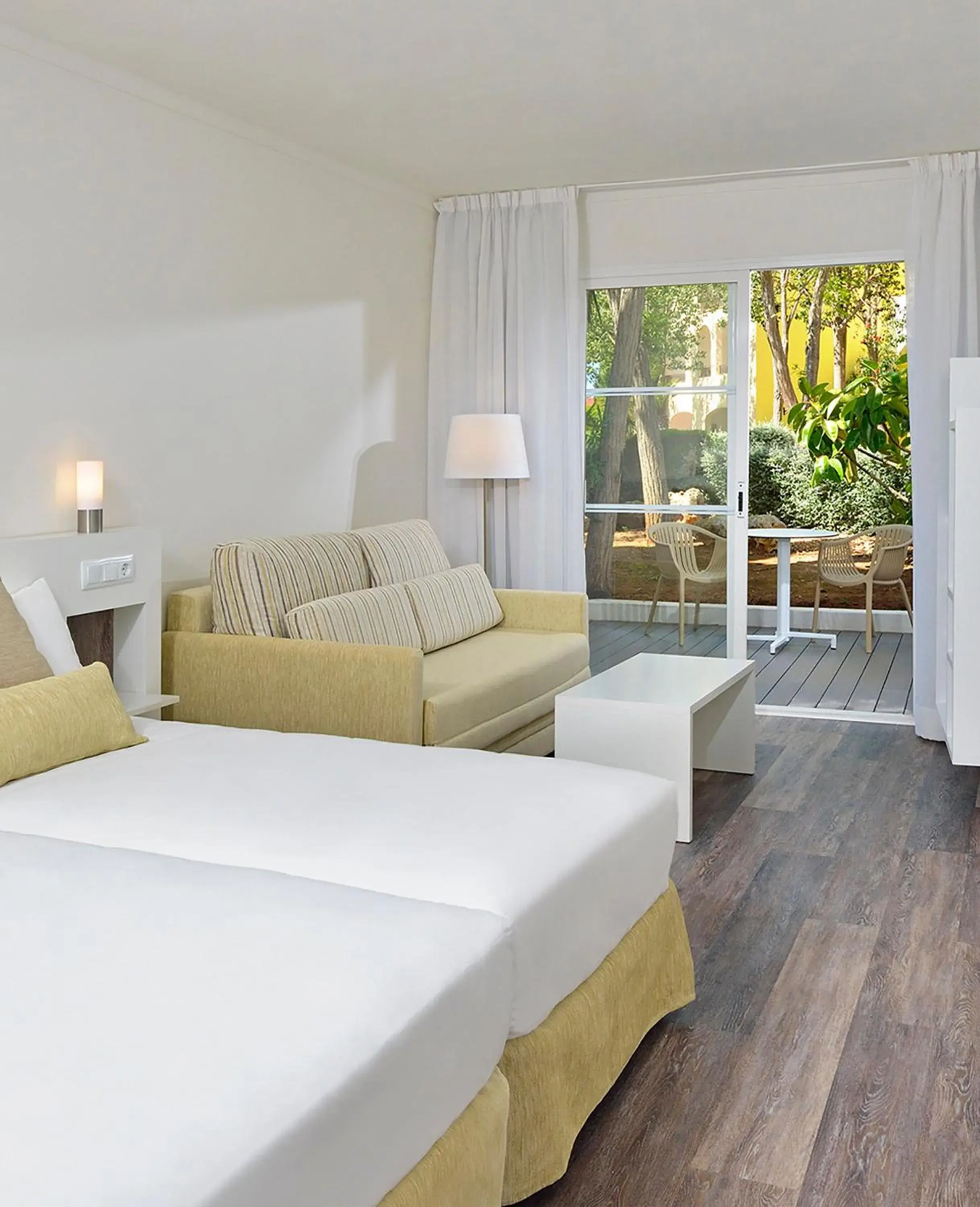 Family Sol Room in Sol Falcó Menorca Family Sol Room in Sol Falcó Menorca