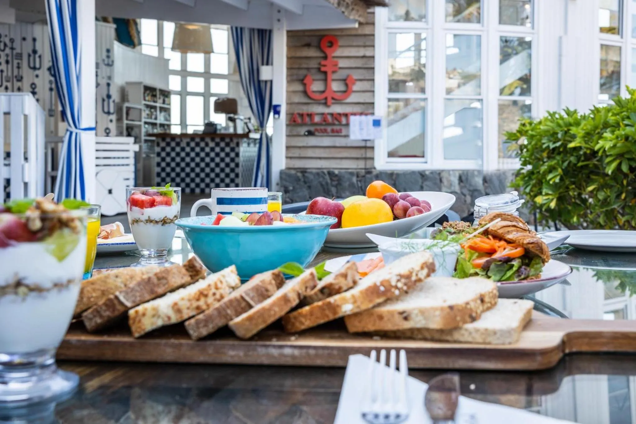 Restaurant/places to eat in Marina Suites Gran Canaria